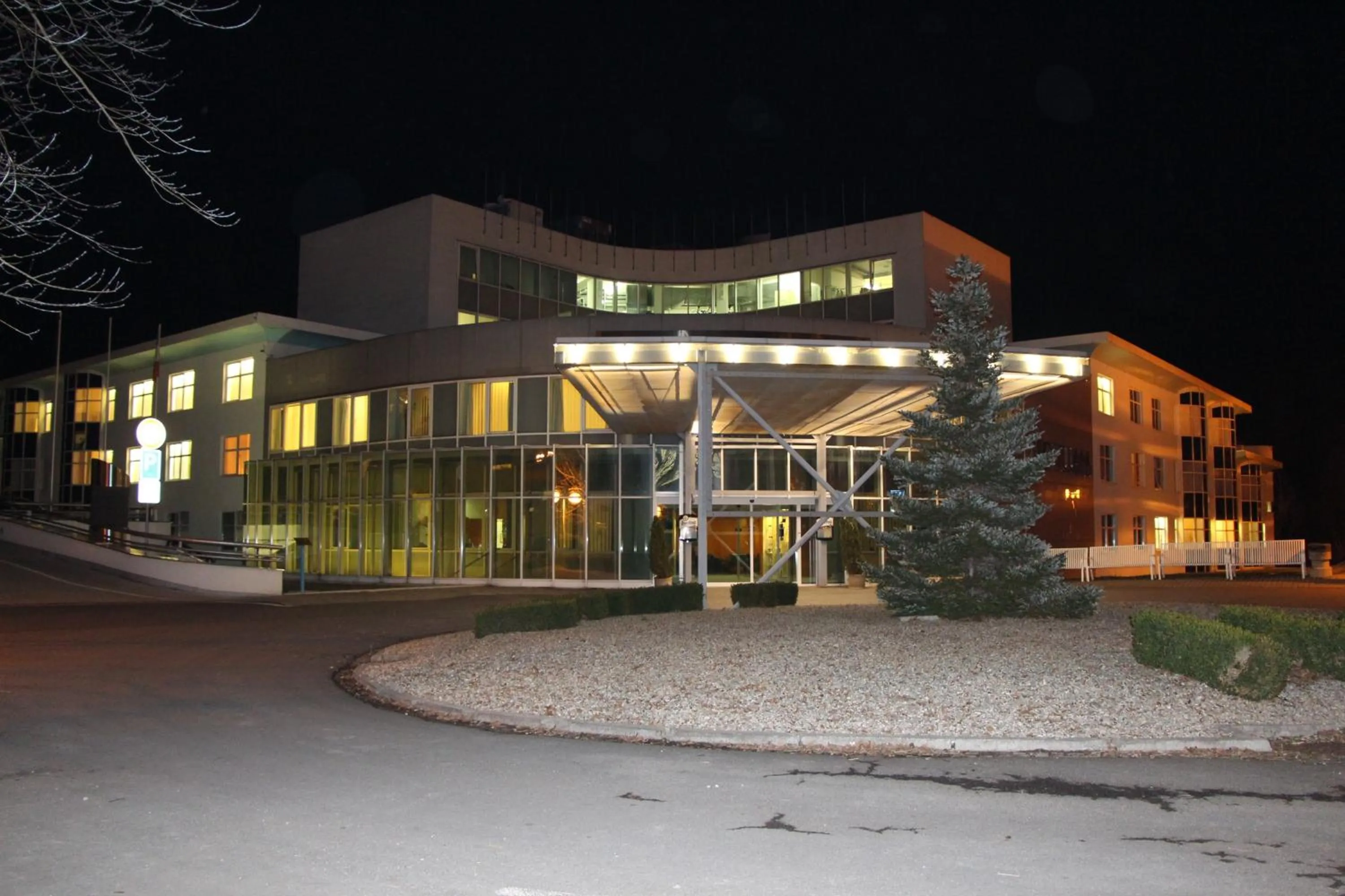 Property building in Hotel Jana Congress & Wellness