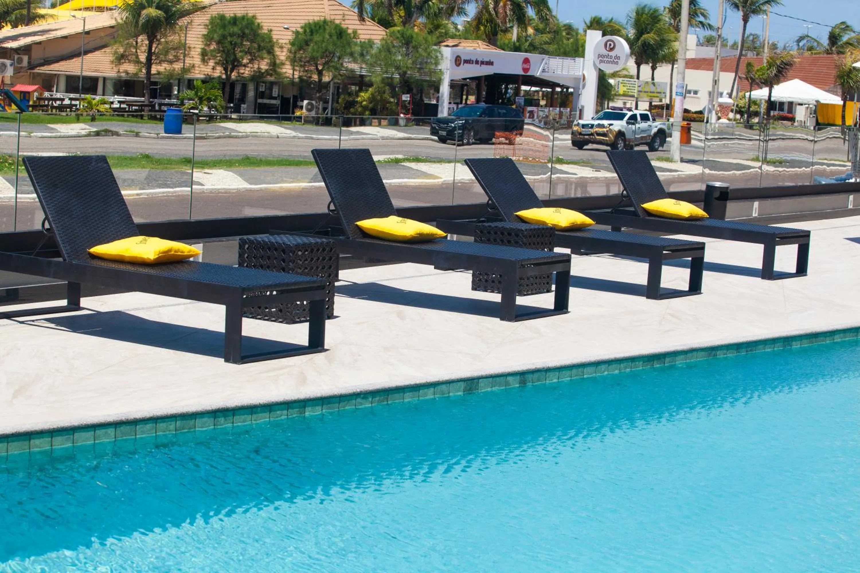 Swimming pool in Hotel da Costa By Nobile