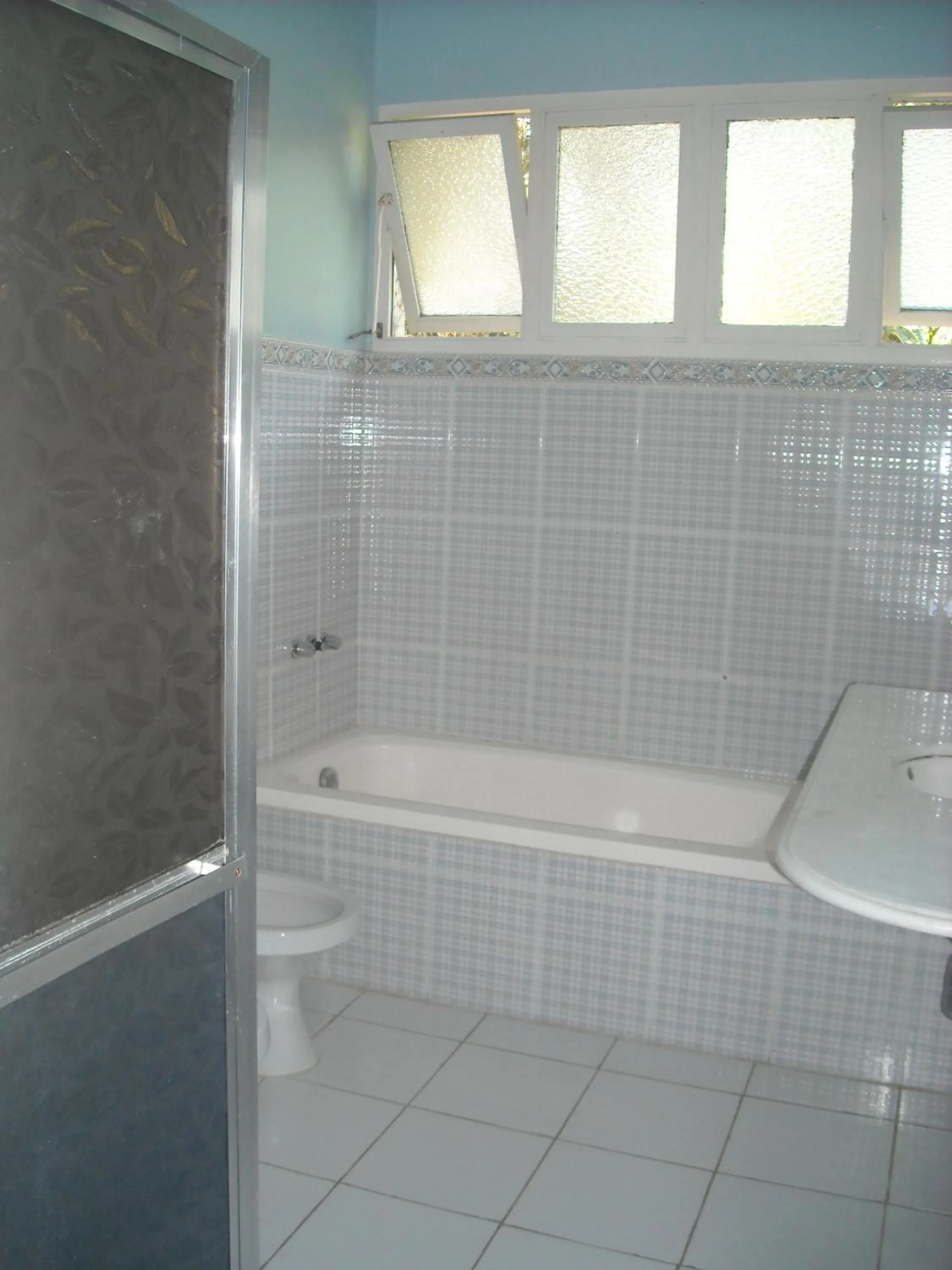 Shower in Hotel Bucsky