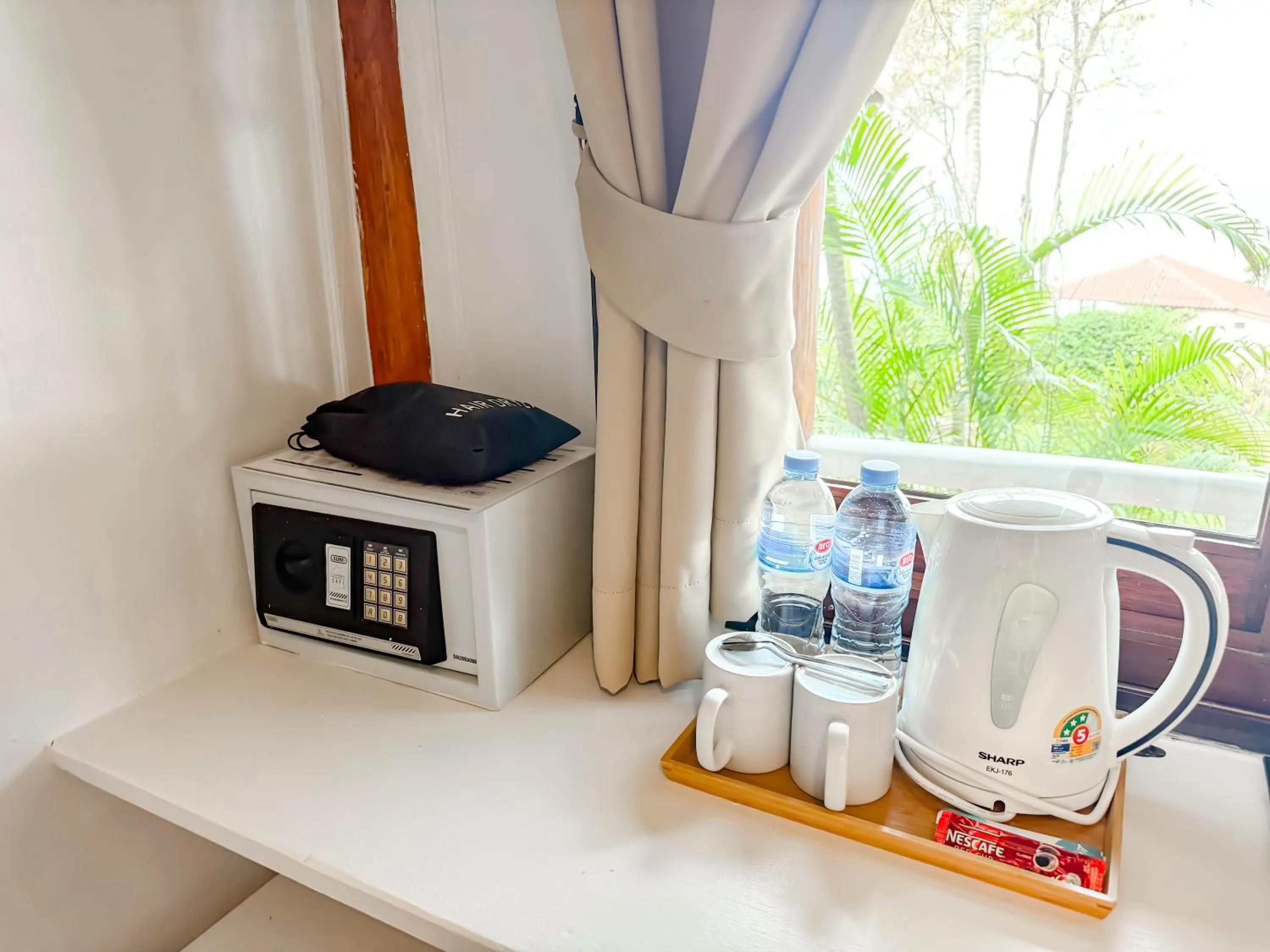 Coffee/tea facilities in Bounty Resort