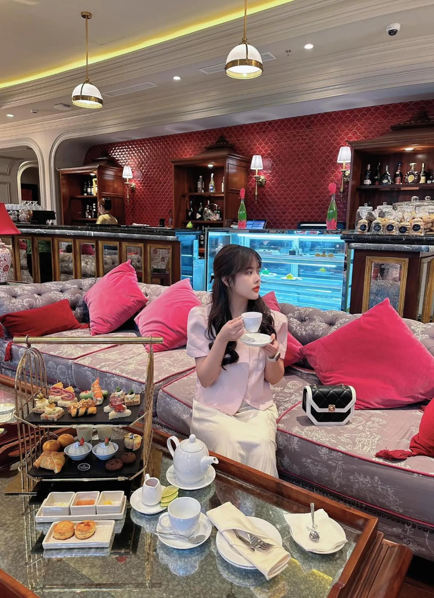 Food and drinks in Silk Path Grand Hue Hotel