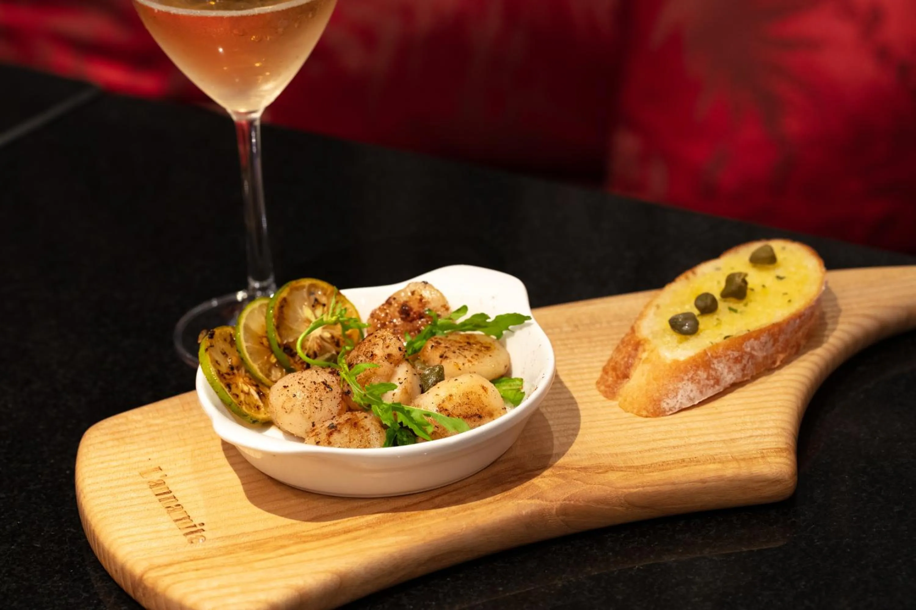 Food and drinks in Silk Path Grand Hue Hotel