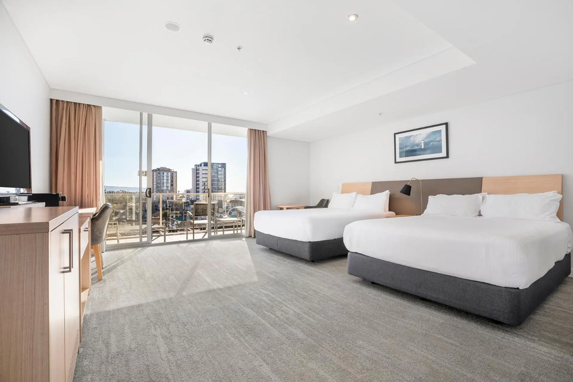 Bedroom, Bed in Sage Hotel Wollongong