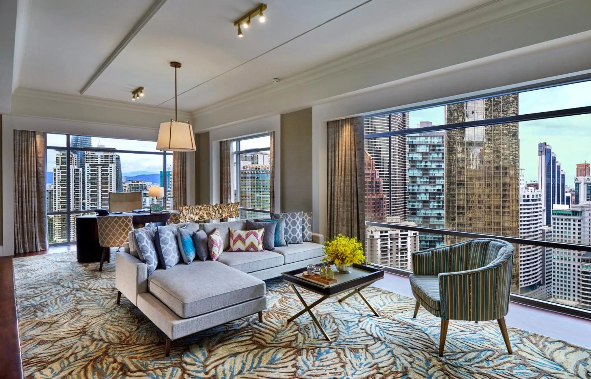 Photo of the whole room in Mandarin Oriental, Kuala Lumpur