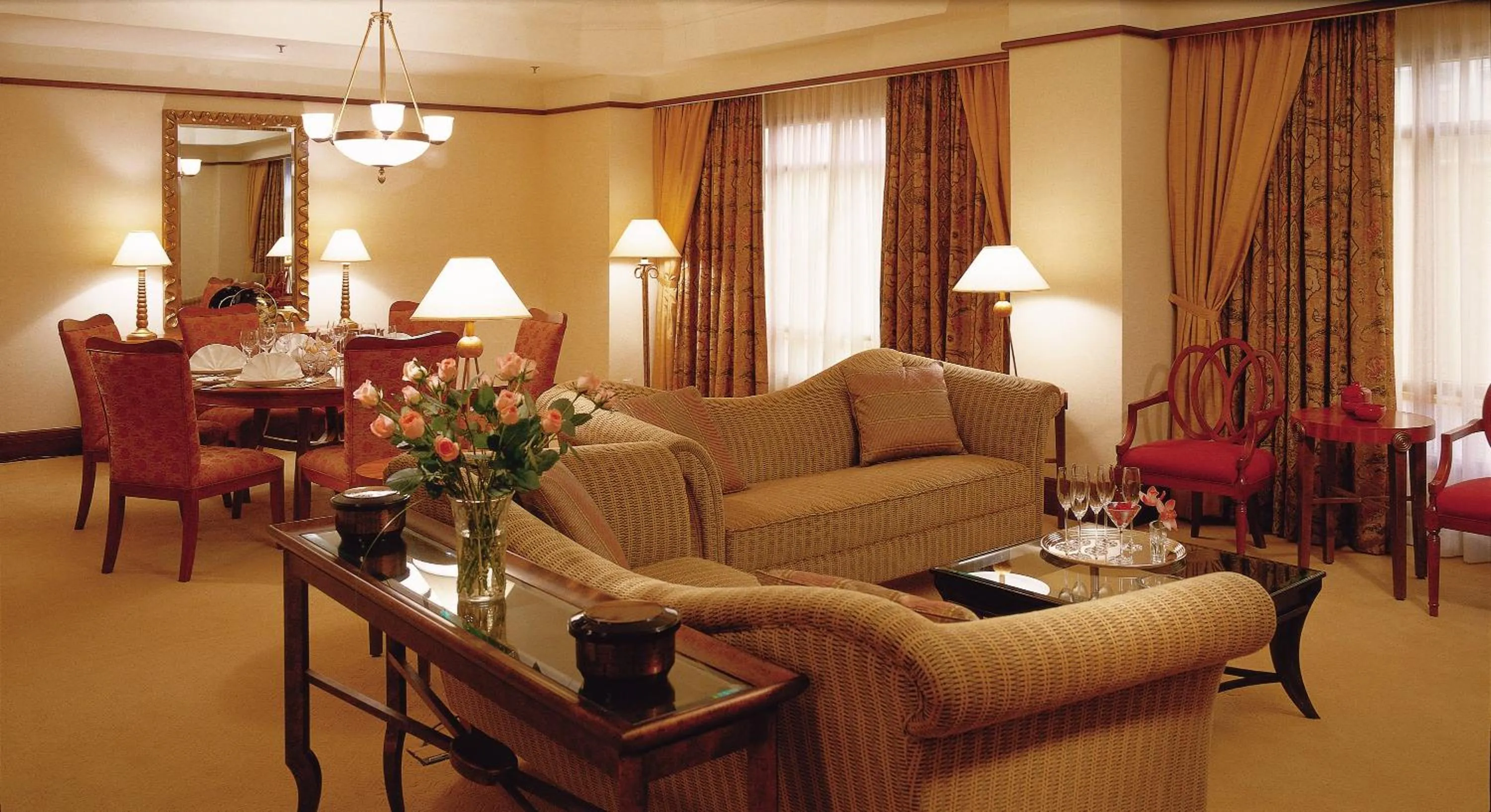 Photo of the whole room in Mandarin Oriental, Kuala Lumpur