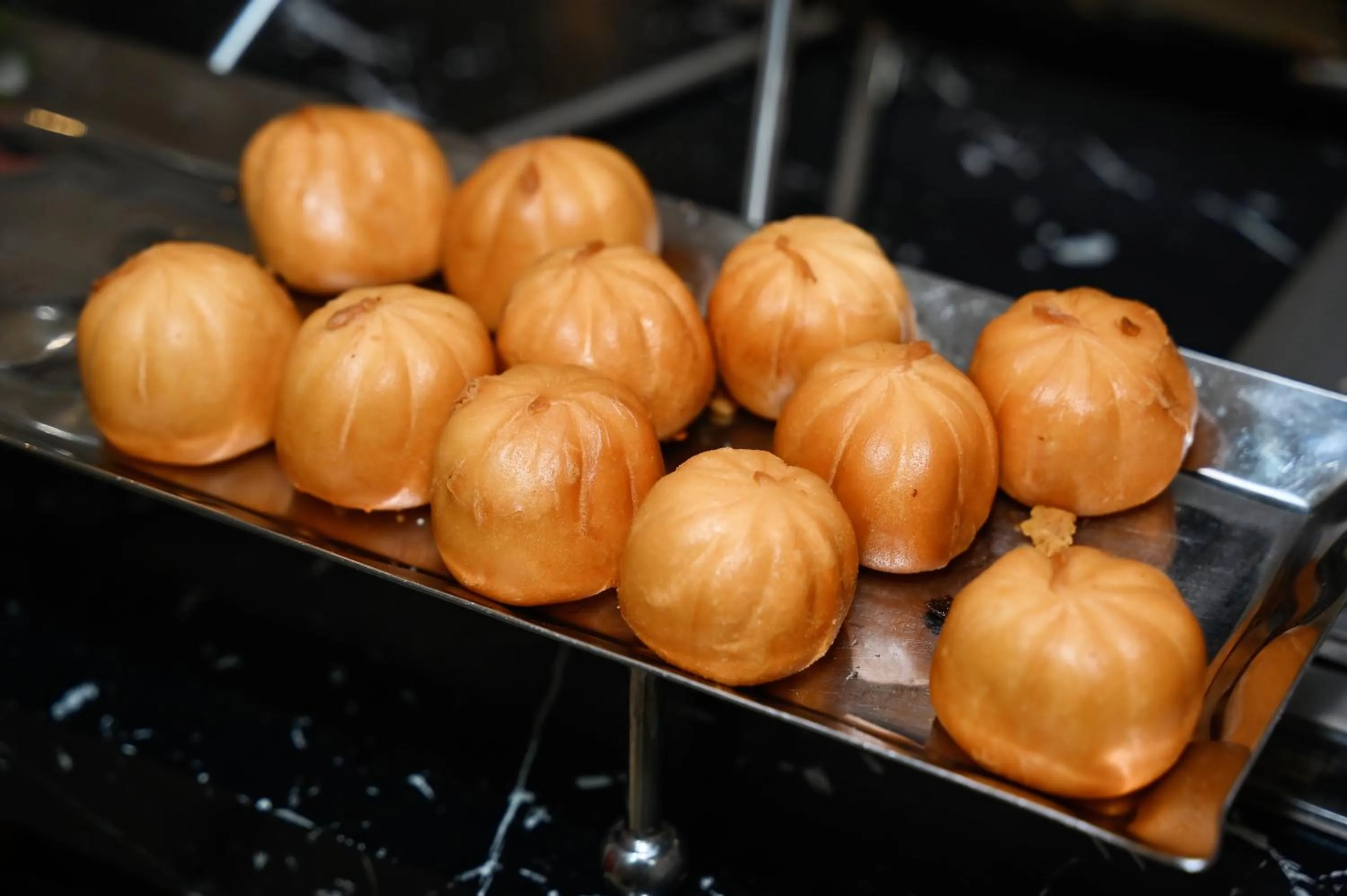 Restaurant/places to eat in Golden Star Hotel