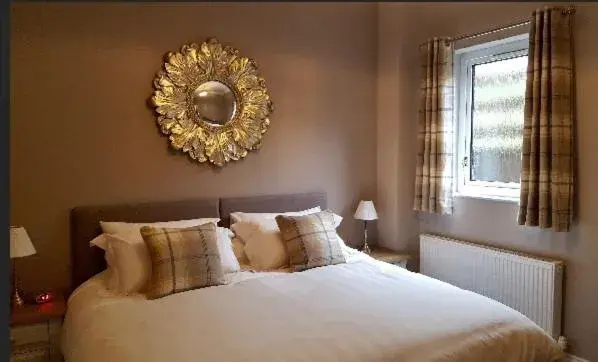 Deluxe Double Room in The Huntingdon Deluxe Double Room in The Huntingdon