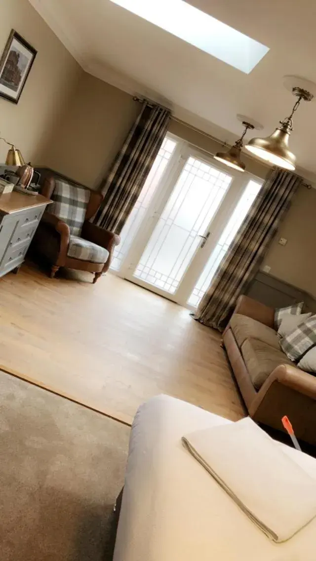 Deluxe Suite in The Huntingdon Deluxe Suite in The Huntingdon