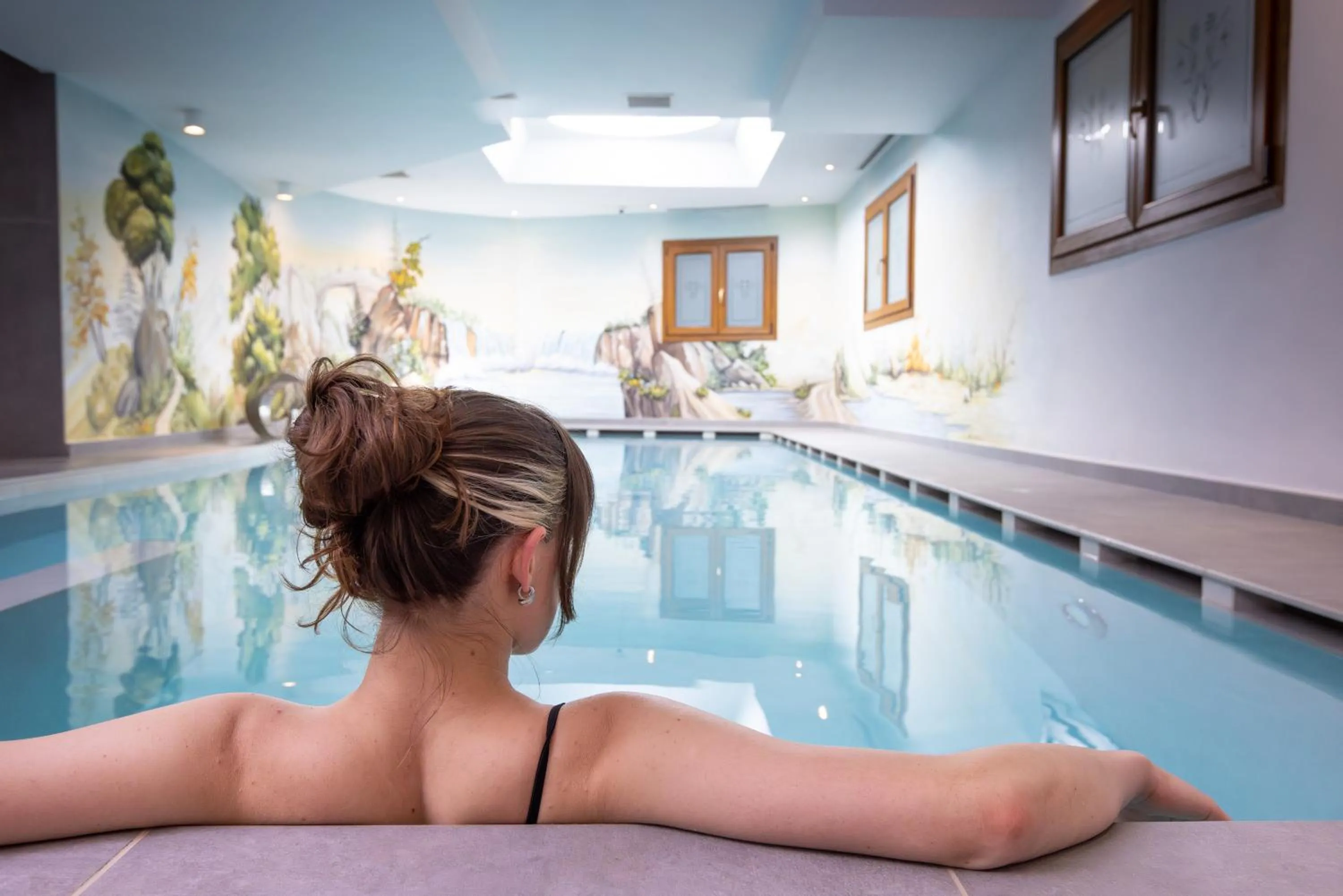 Pool view in Hotel Flora