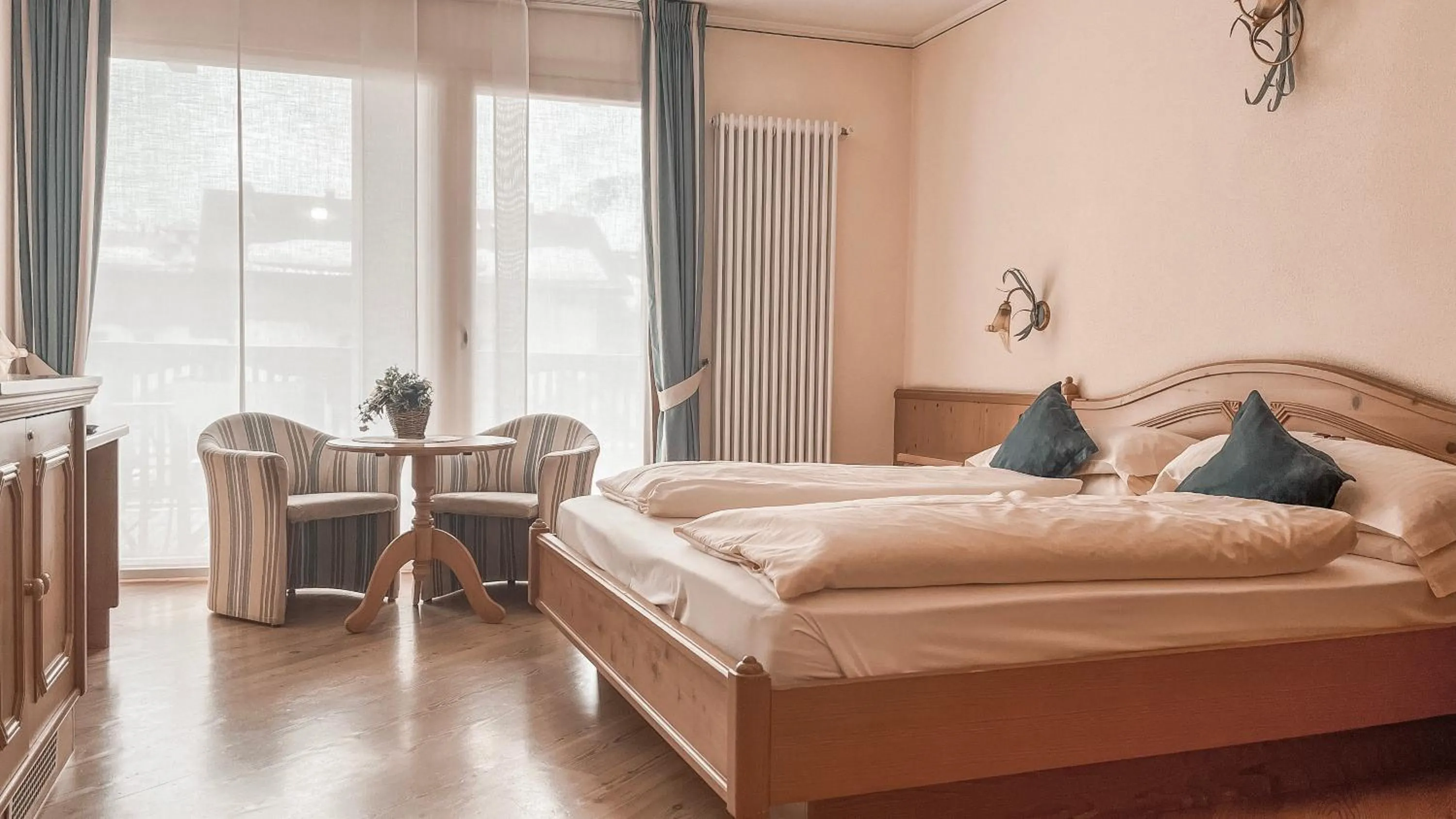 Double Room with Balcony in Hotel Flora