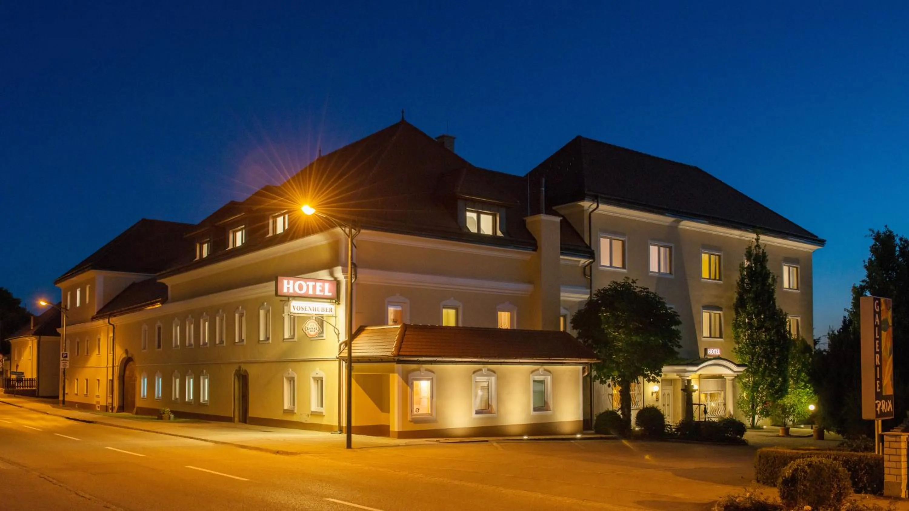 Facade/entrance in Hotel Vösenhuber