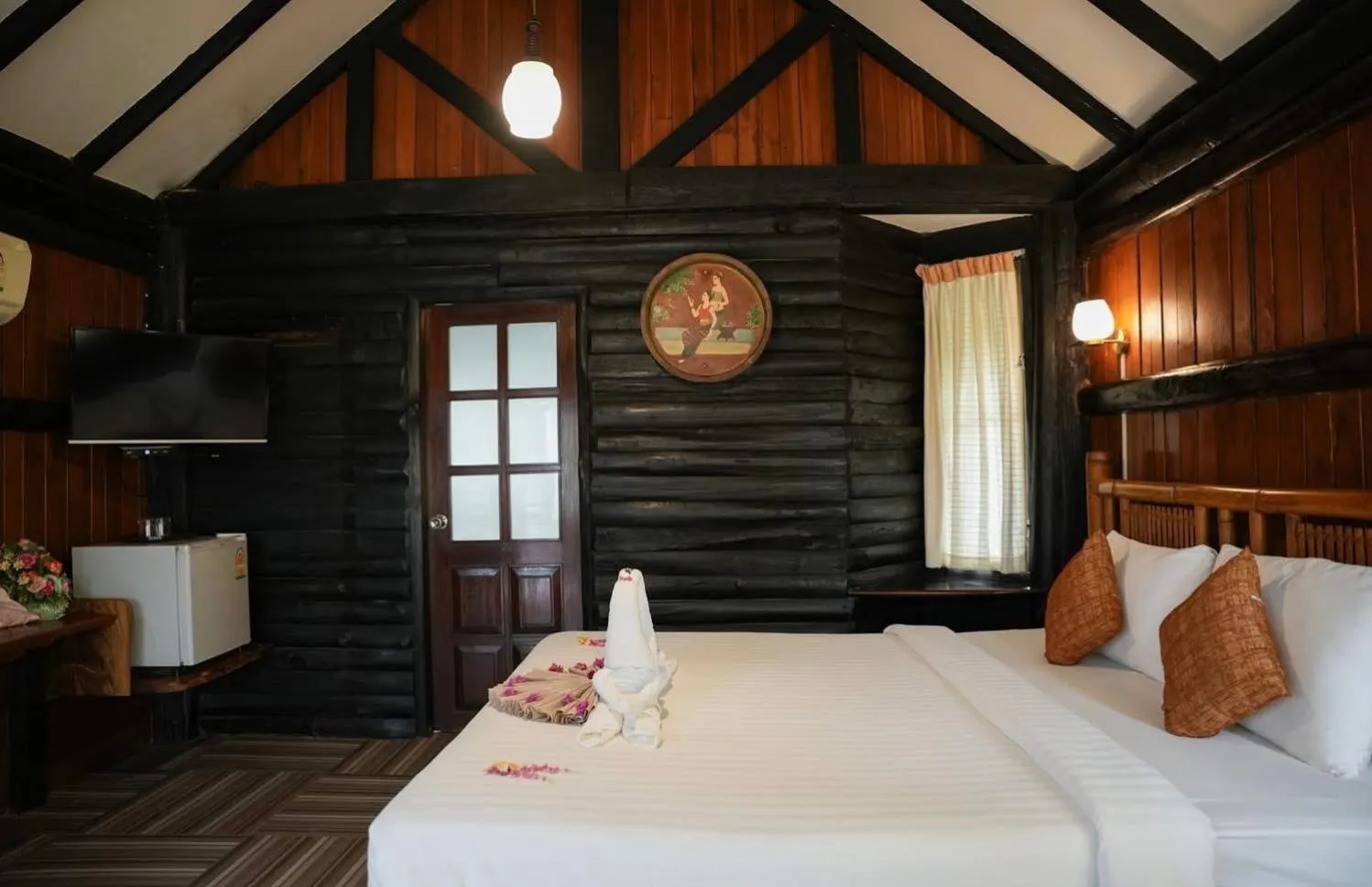 Bed in Pung-Waan Resort