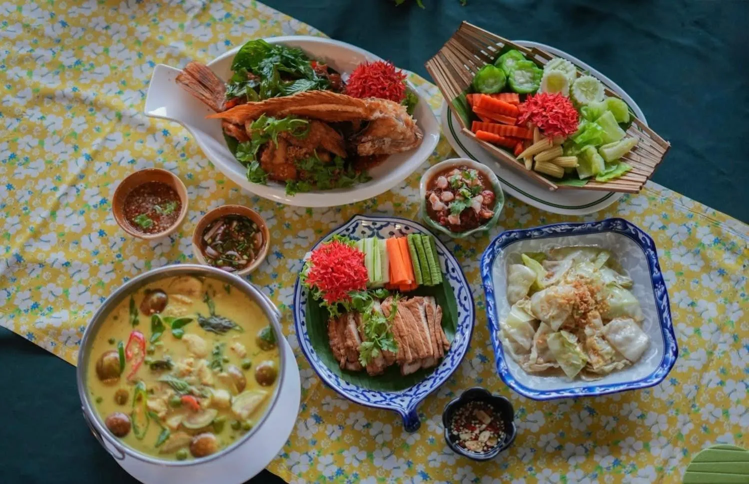 Food in Pung-Waan Resort