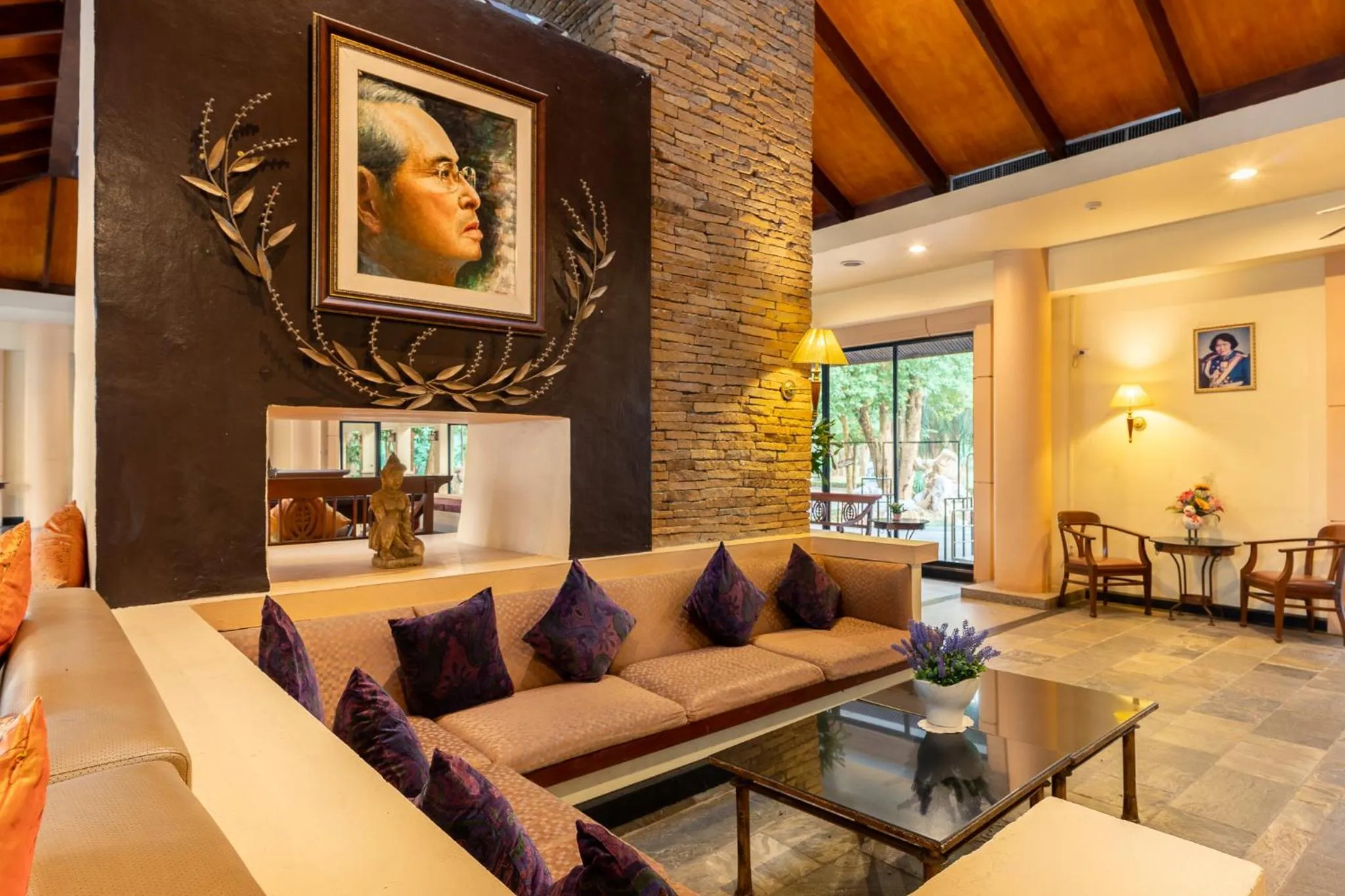 Lobby or reception in Pung-Waan Resort & Spa