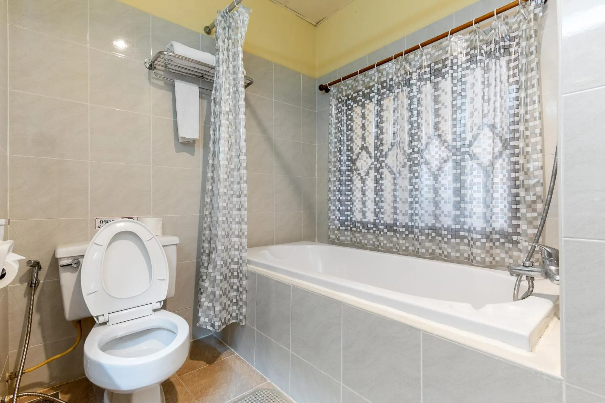 Bathroom in Pung-Waan Resort & Spa