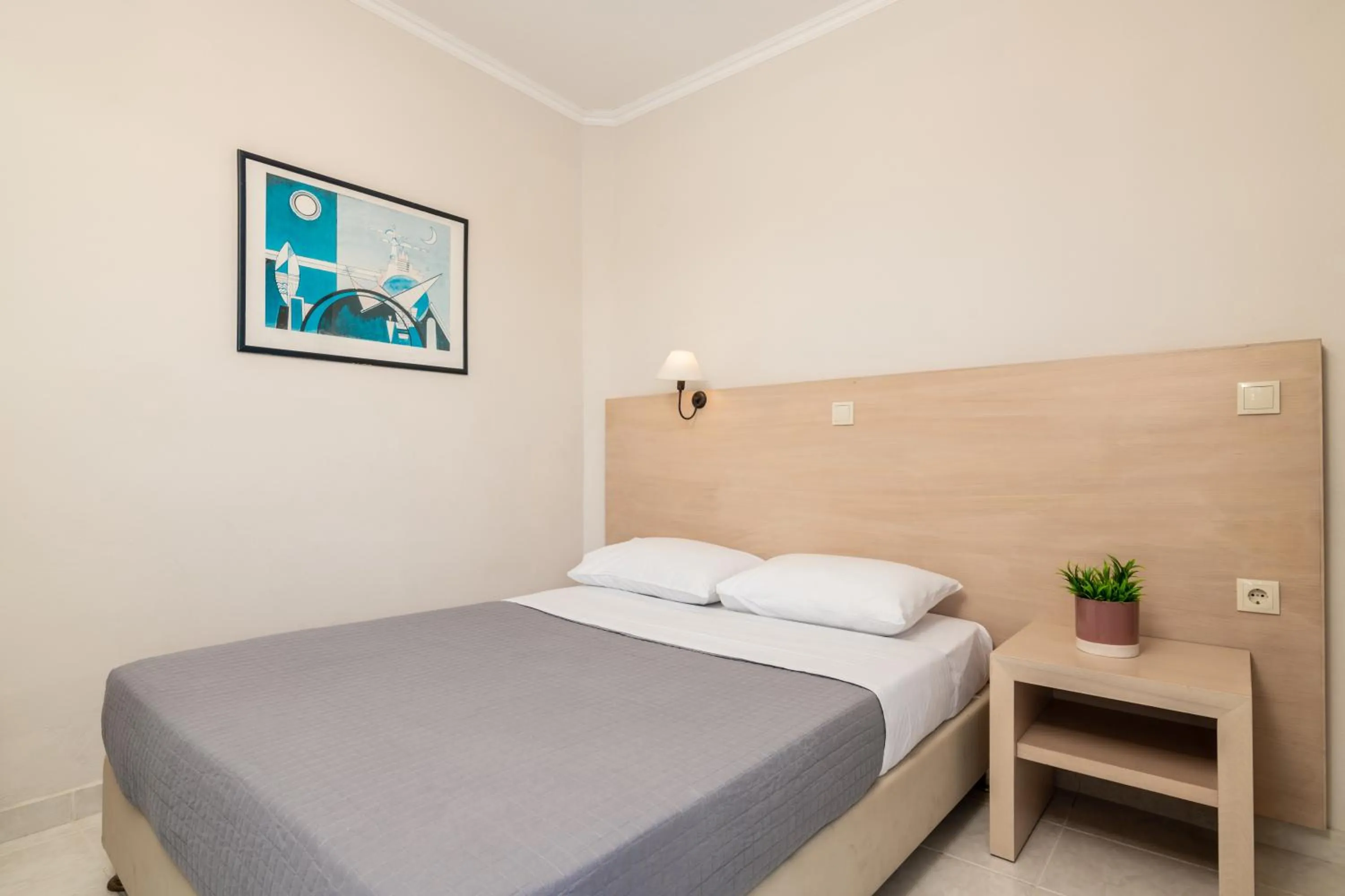 Bedroom, Bed in Karras Hotel