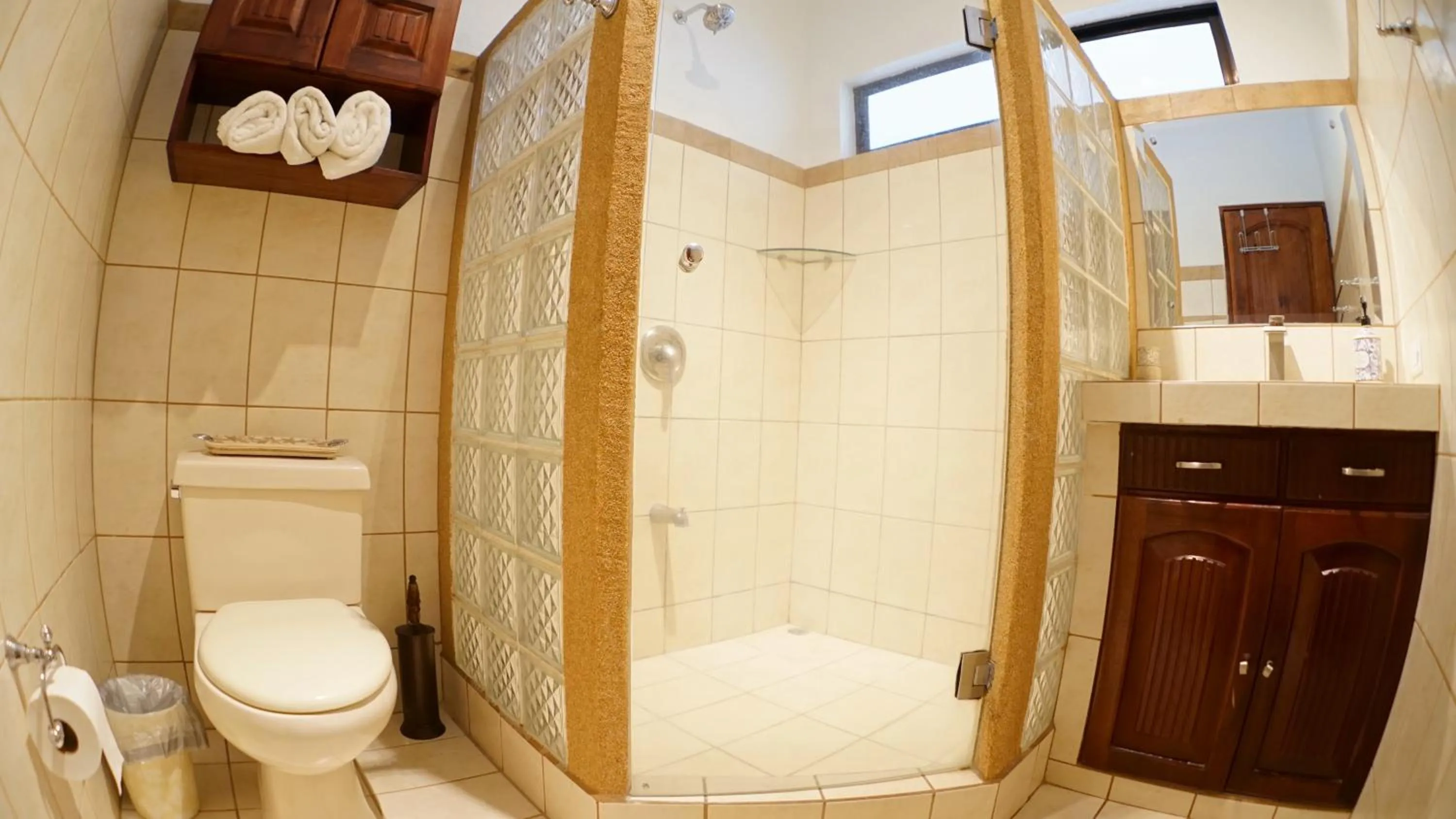 Bathroom in Villas Welcome to Heaven