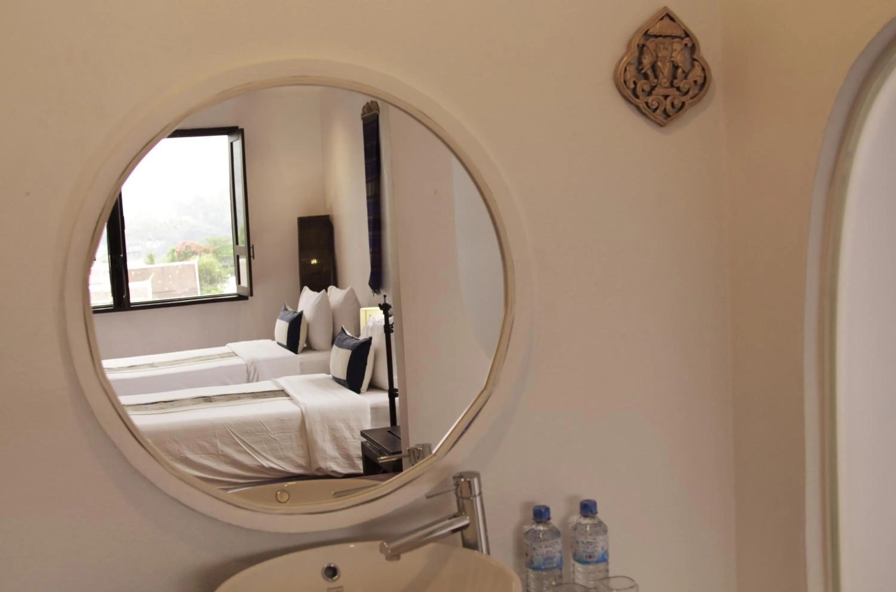 Bathroom, Bed in Indigo House Hotel