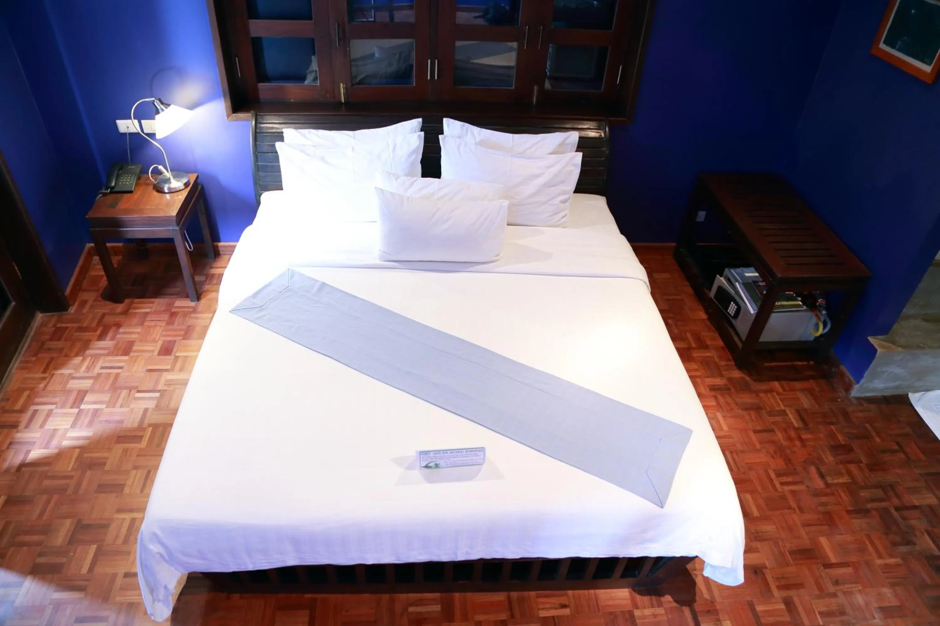 Bedroom, Bed in Indigo House Hotel