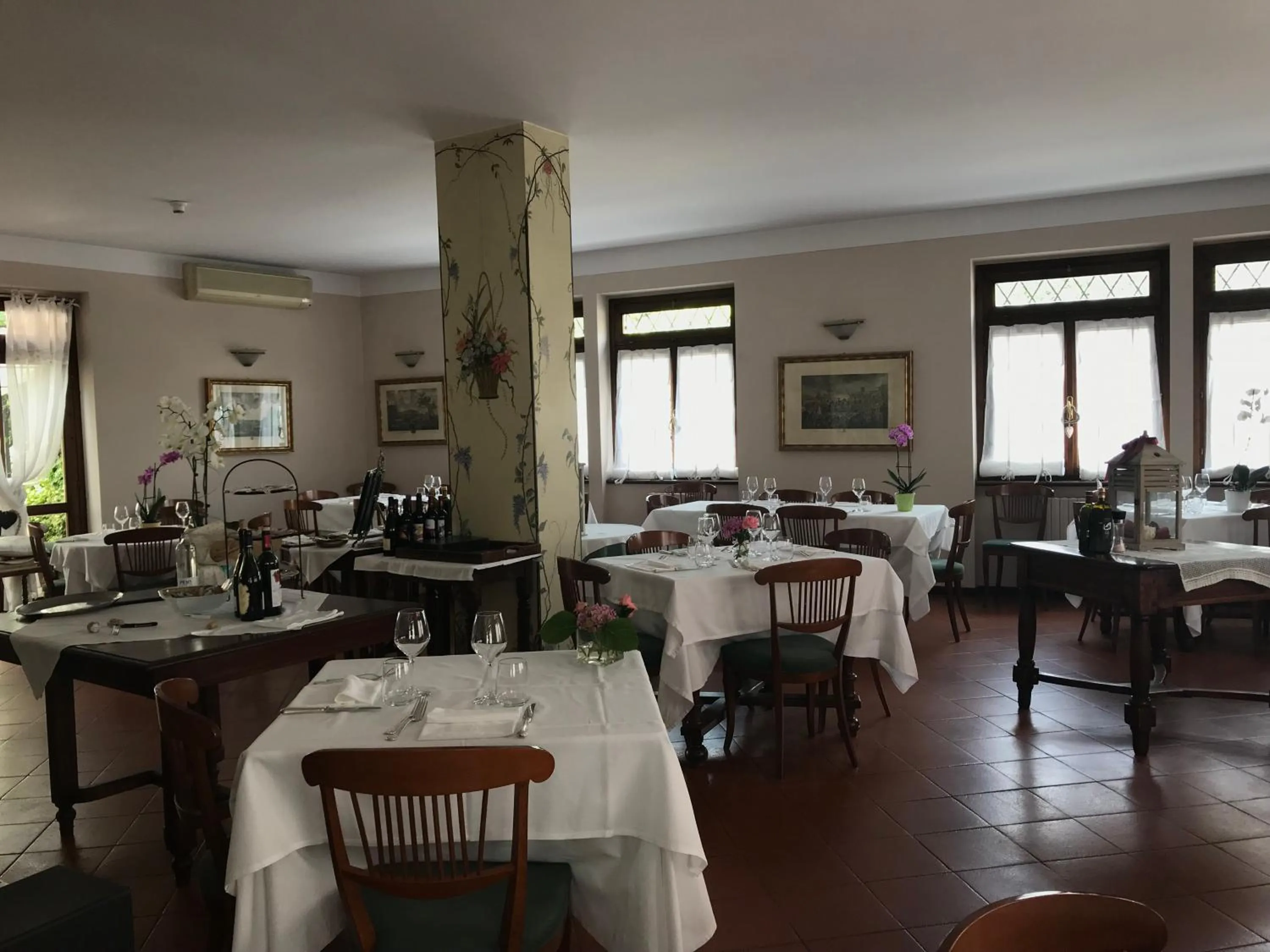 Restaurant/places to eat in Albergo & Ristorante Selvatico