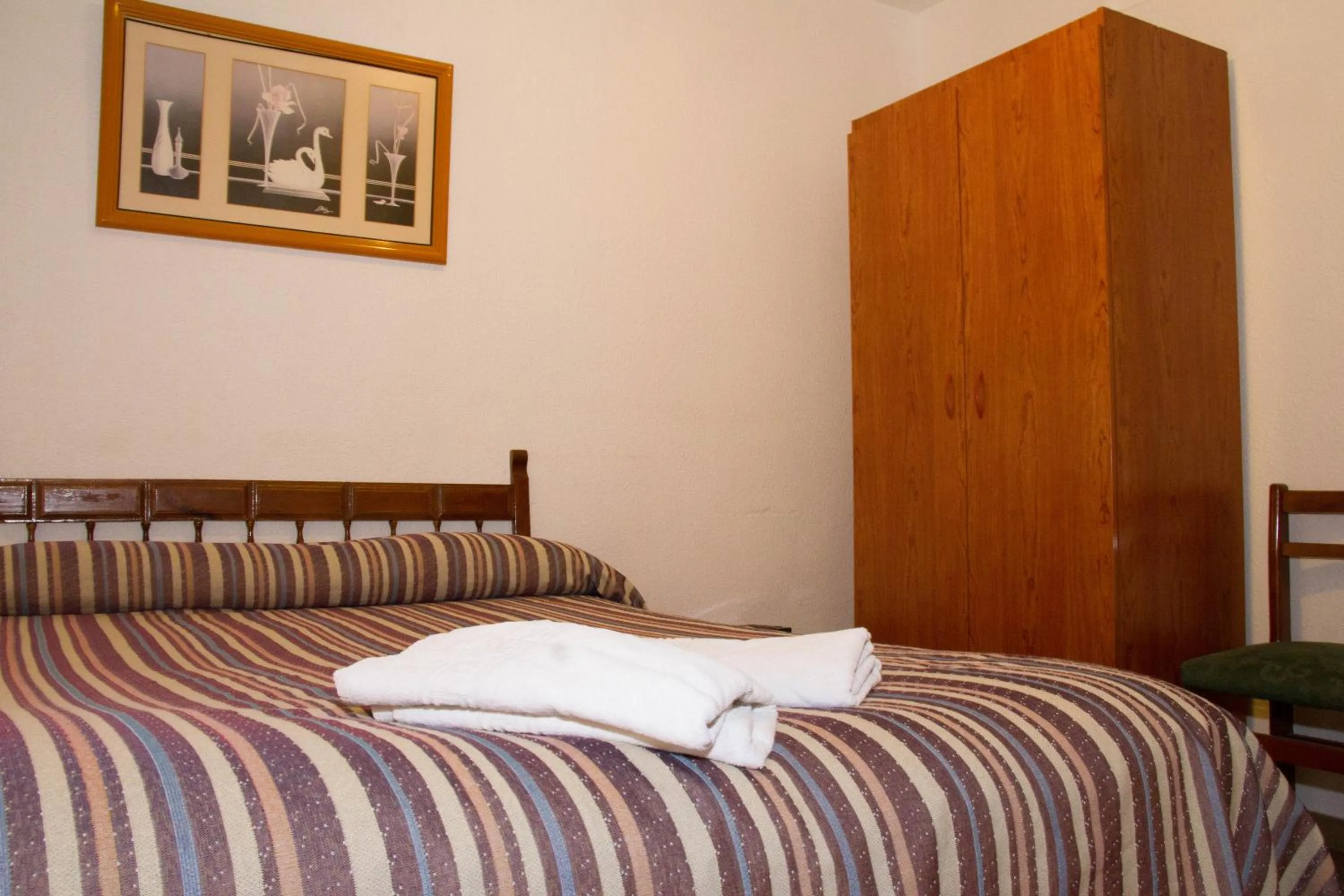 Bedroom, Bed in AB Pension Granada