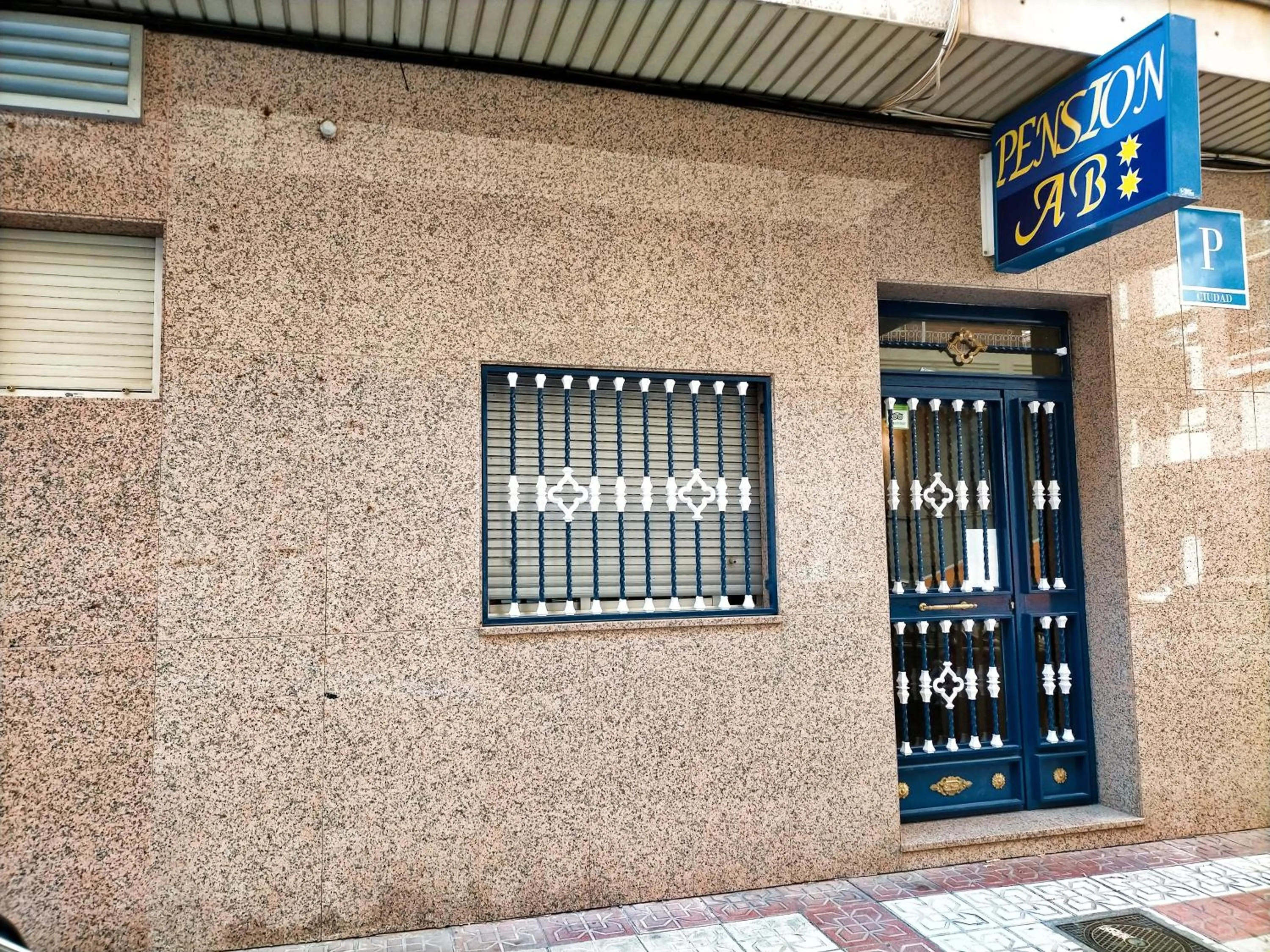 Facade/entrance in AB Pension Granada
