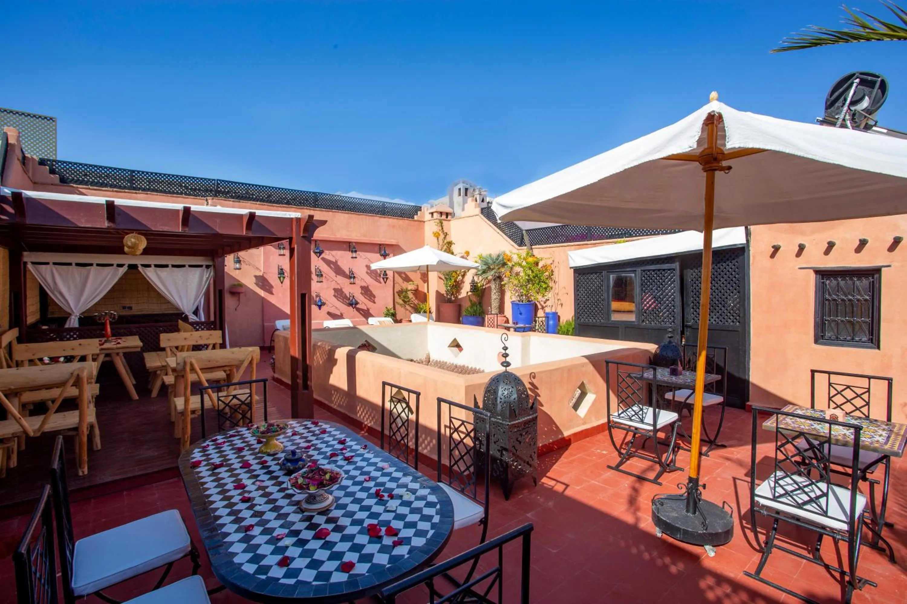 Property building in Riad Christina