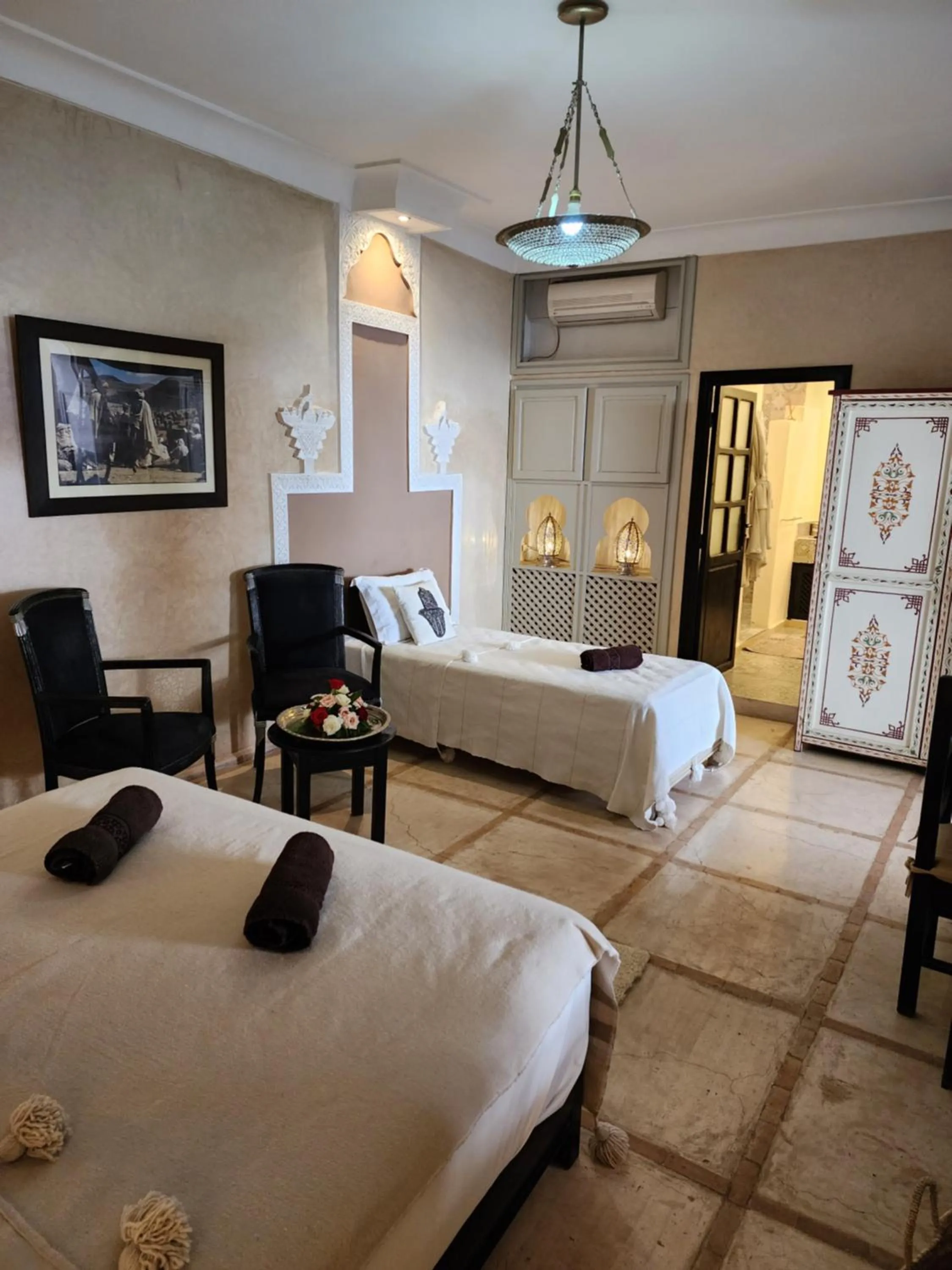 Bed in Riad Alboraq
