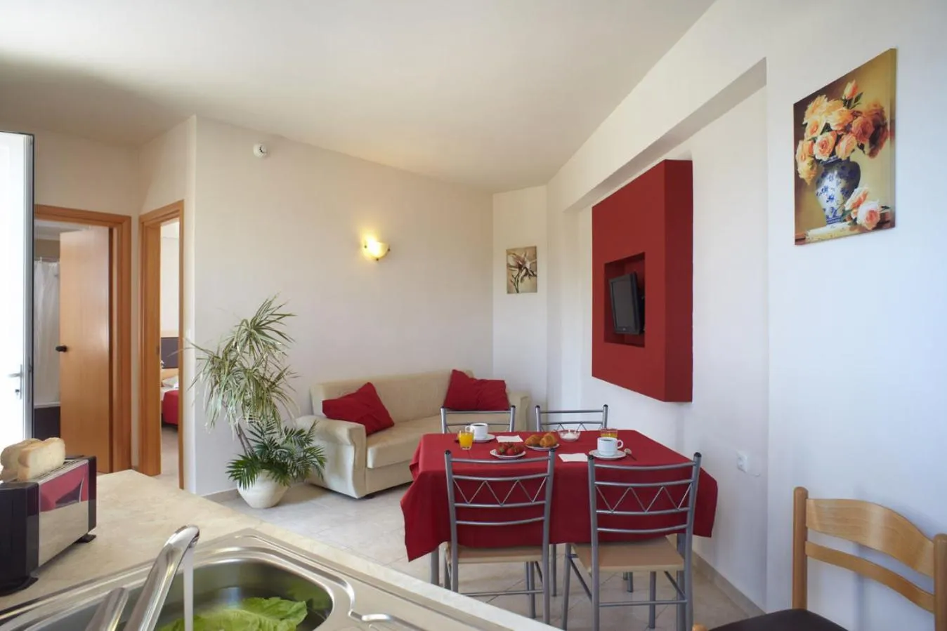 Living room in Emerald Hotel