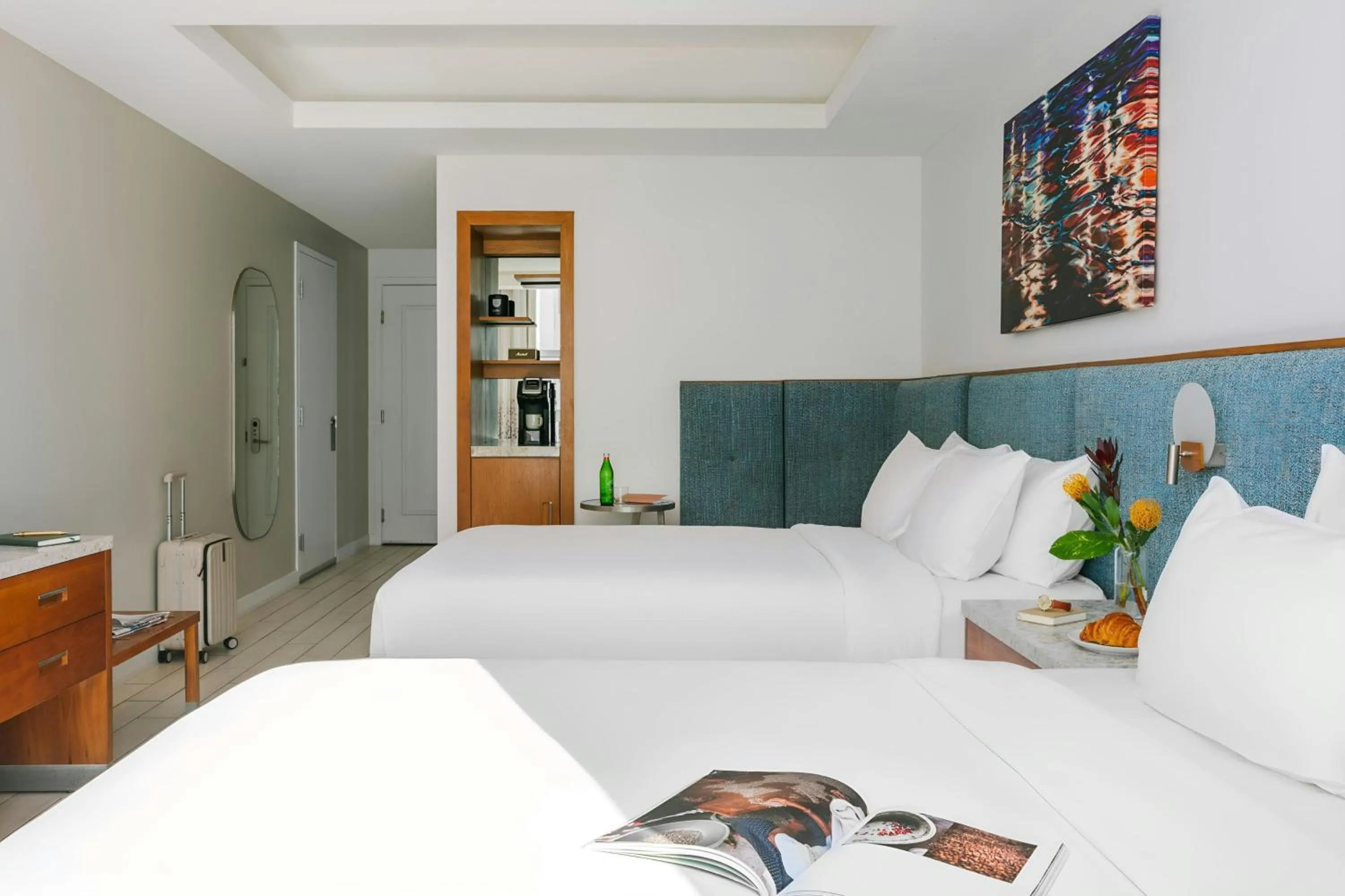 Bedroom, Bed in The Circ Hotel Hollywood, Sonder by Marriott Bonvoy