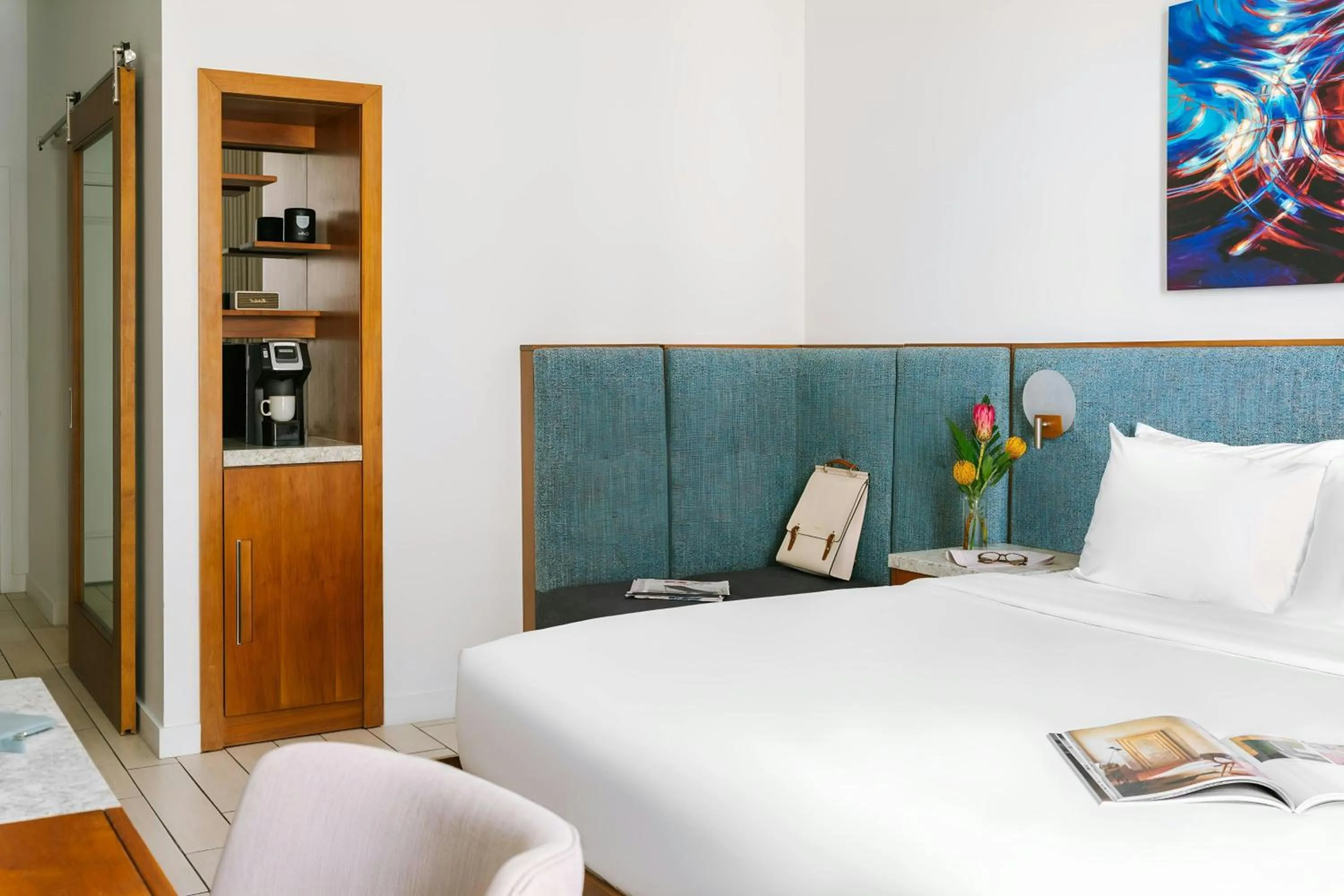 Bedroom, Bed in The Circ Hotel Hollywood, Sonder by Marriott Bonvoy