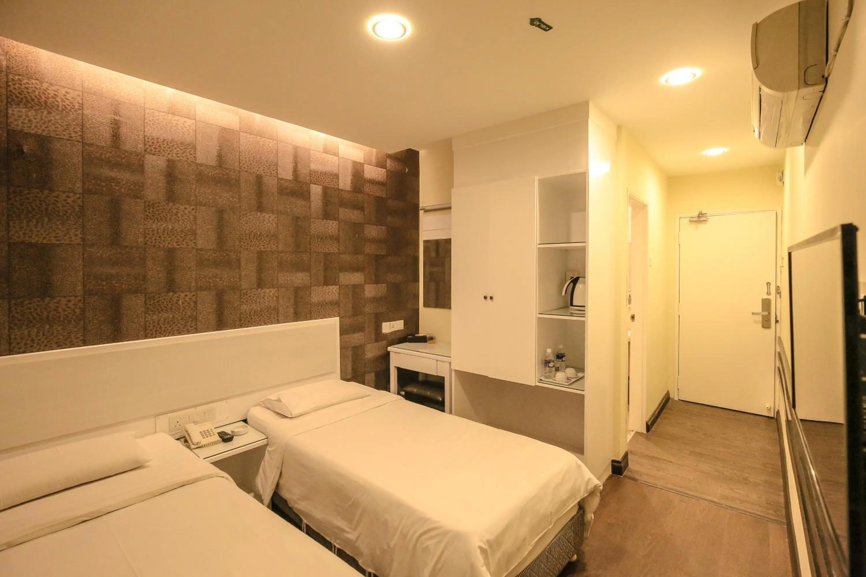 Photo of the whole room, Bed in Hotel Ming Star