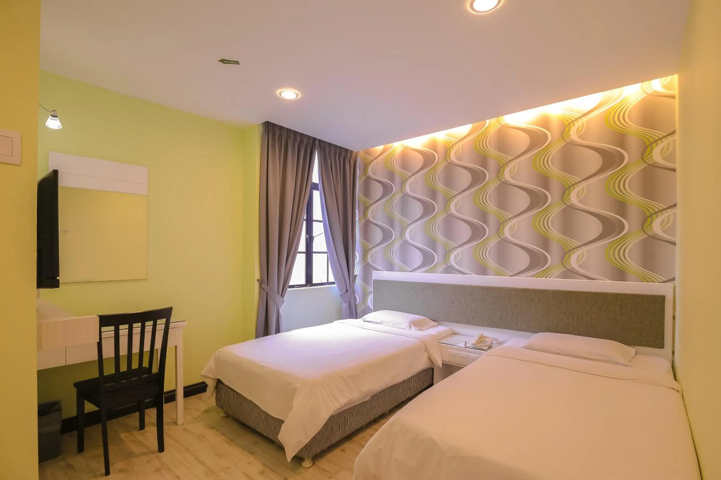 Day, Bed in Hotel Ming Star