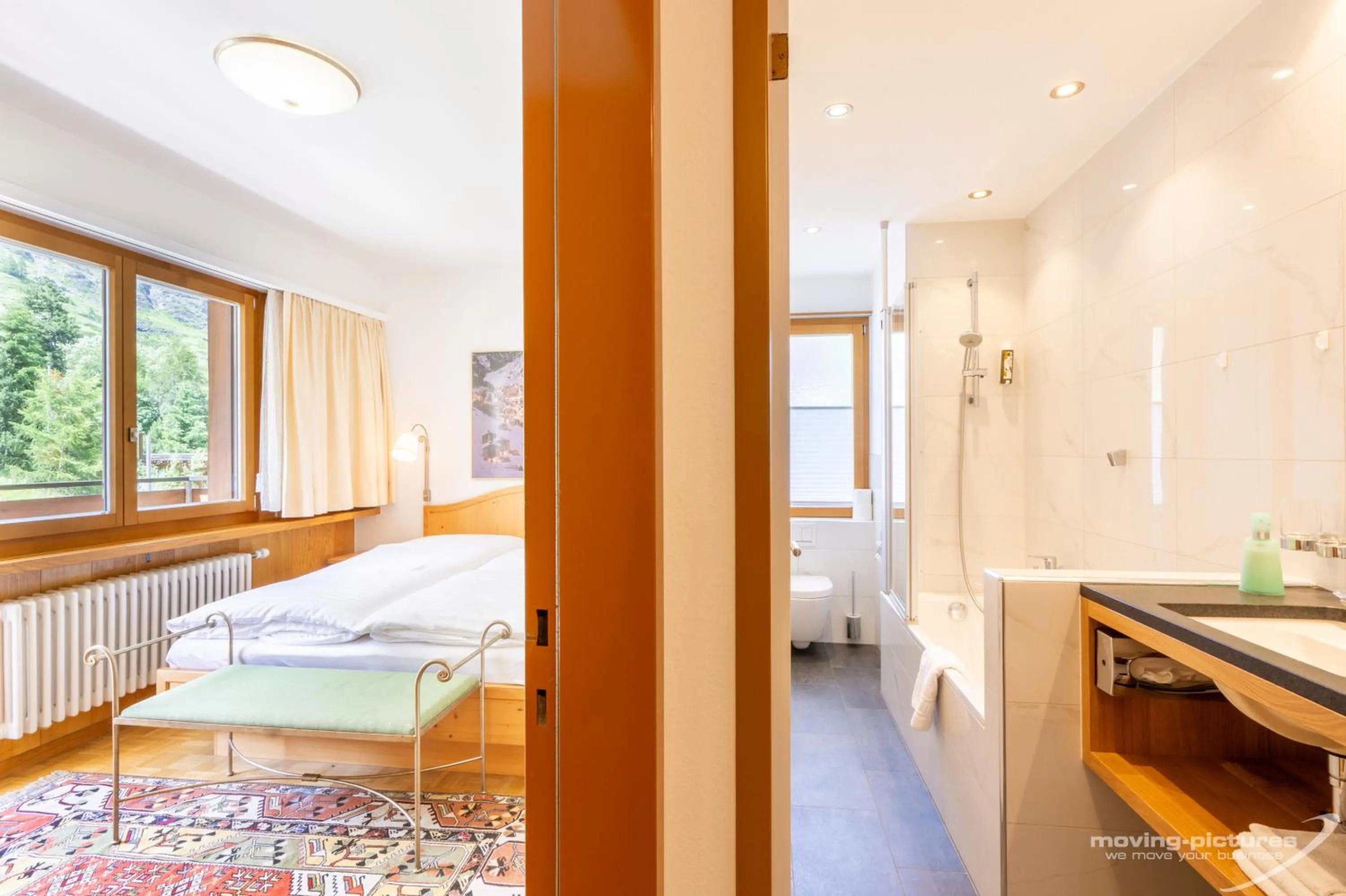 Bed in Hotel Parnass