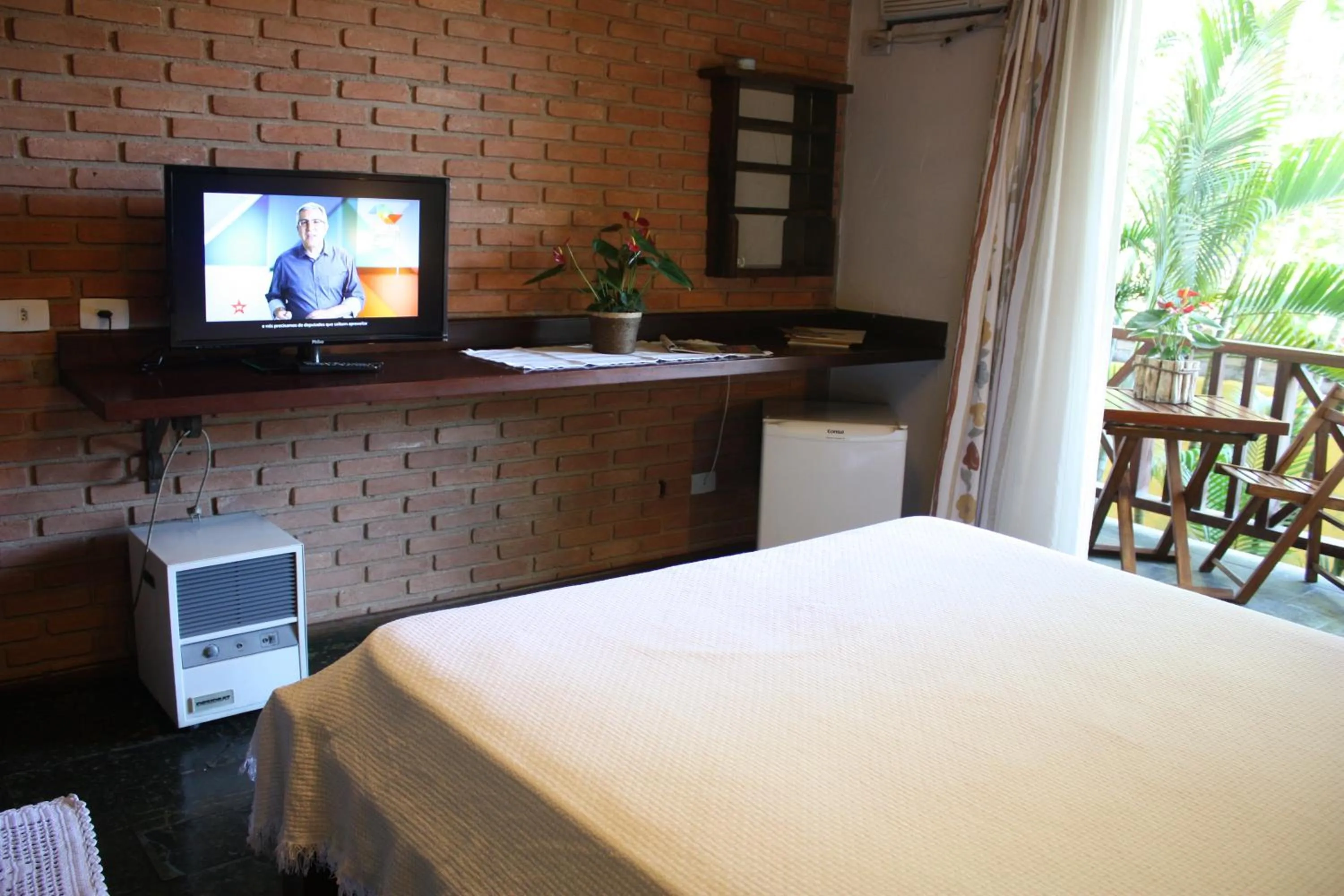 Bedroom in Ilha Deck Hotel