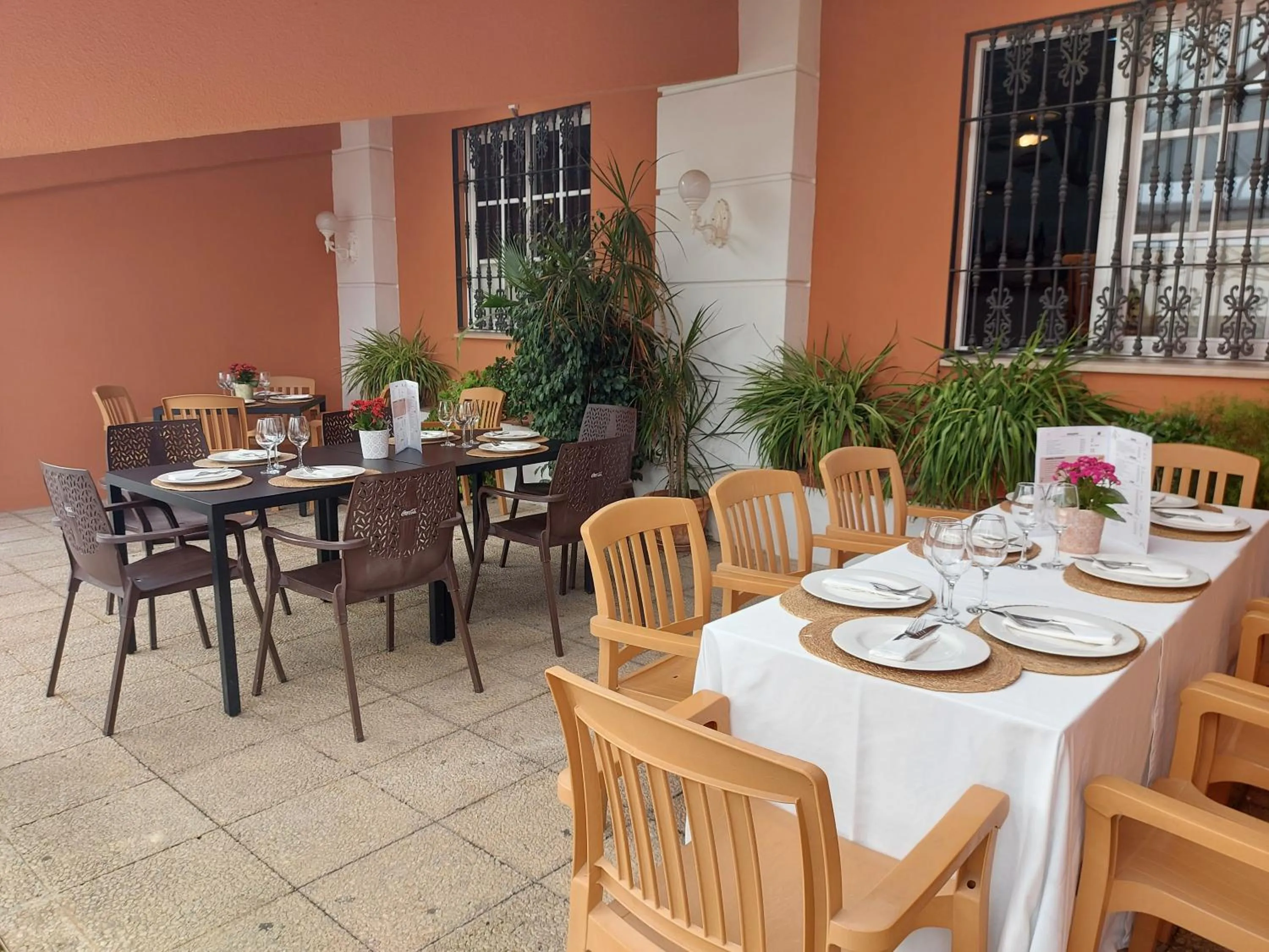 Restaurant/places to eat in Hotel Don Gonzalo