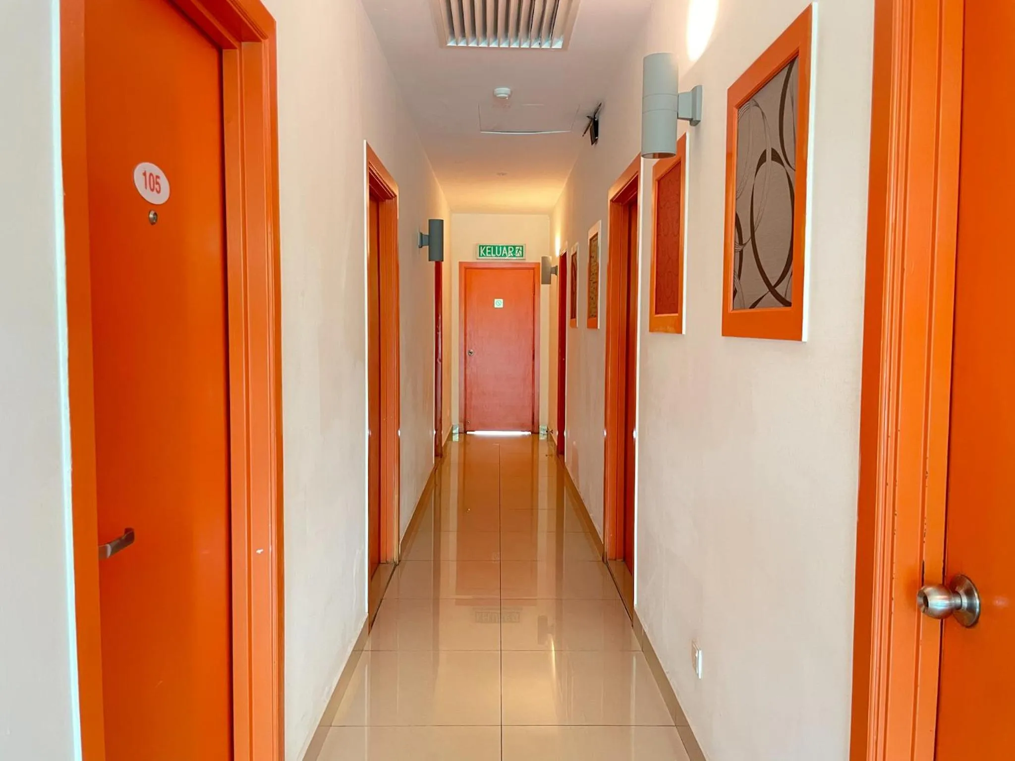 Property building in 1 Hotel Mahkota Cheras