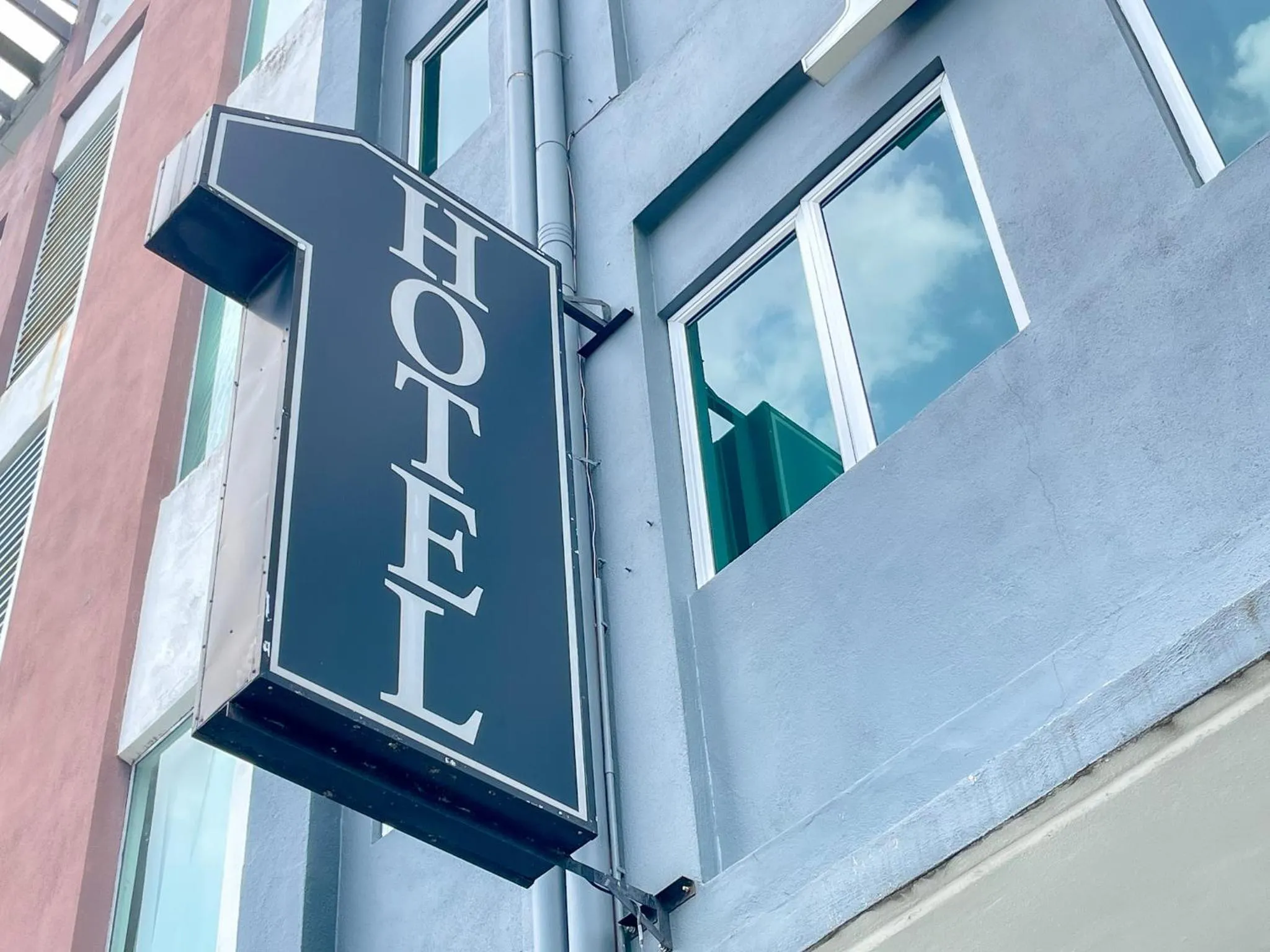 Property logo or sign in 1 Hotel Mahkota Cheras