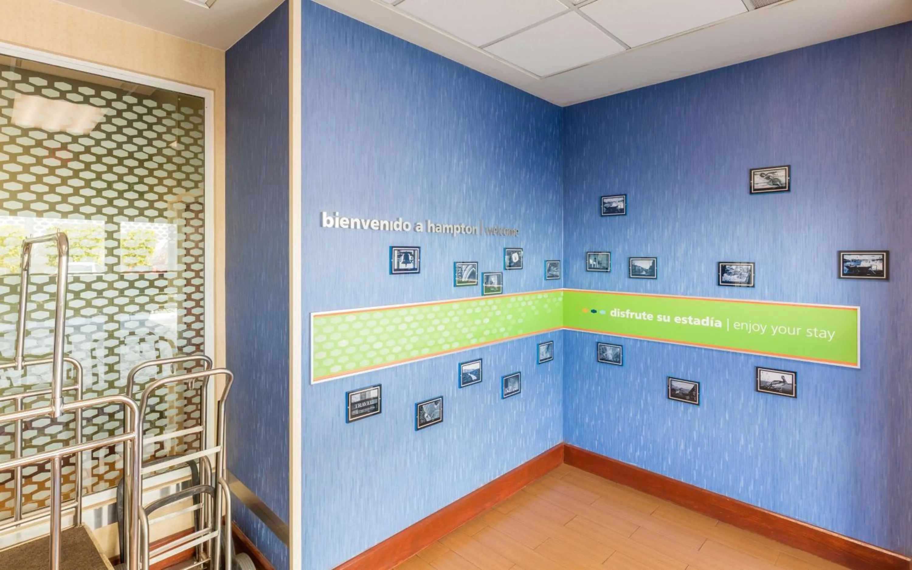 Lobby or reception in Hampton by Hilton Queretaro Tecnologico