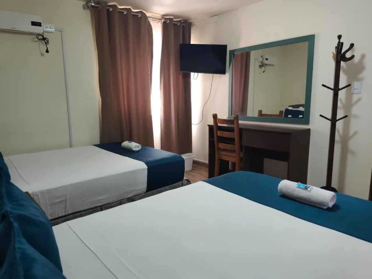 Bedroom, Bed in Hotel San Isidro Inn