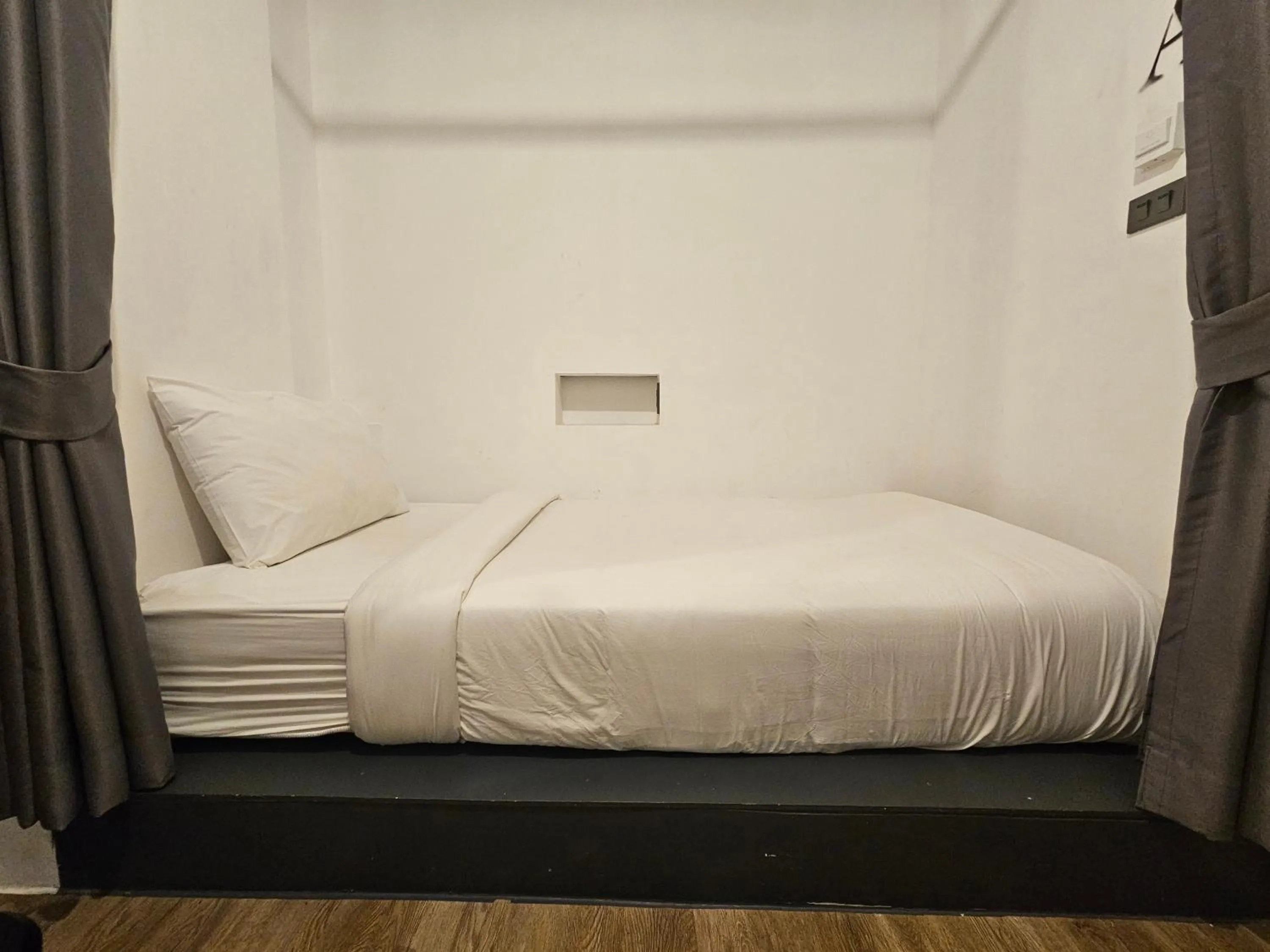 Bed in The Entaneer Poshtel