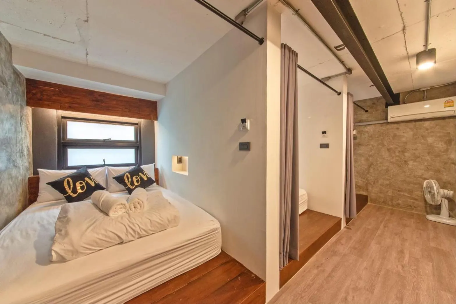 Bed in The Entaneer Poshtel