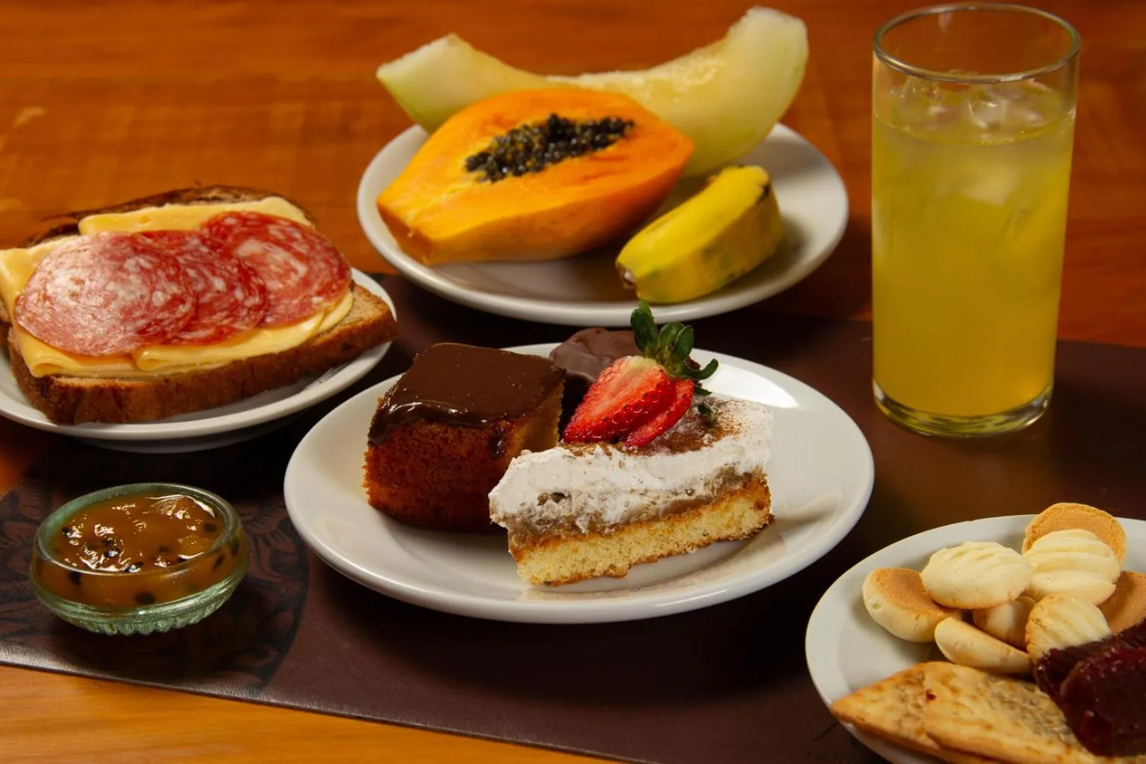 Continental breakfast in Pousada Aconchego