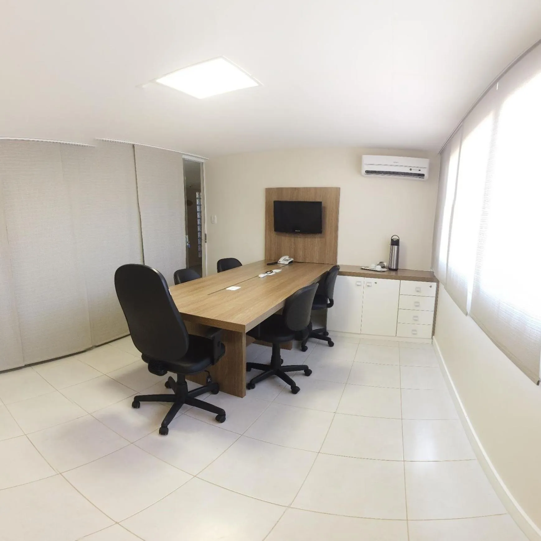 Meeting/conference room in Hotel Pousada do Sol