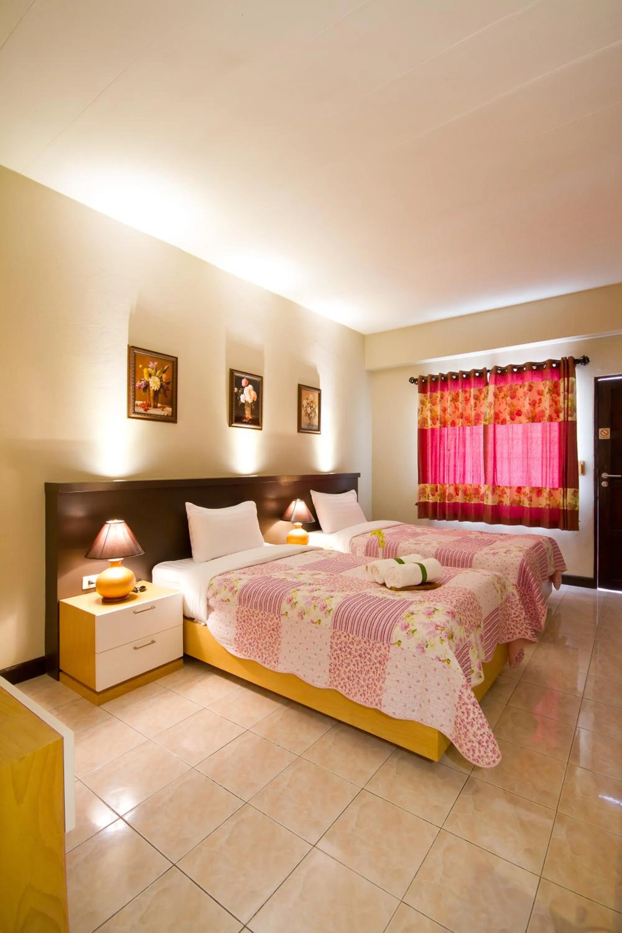 Bed in Rommai Greenpark