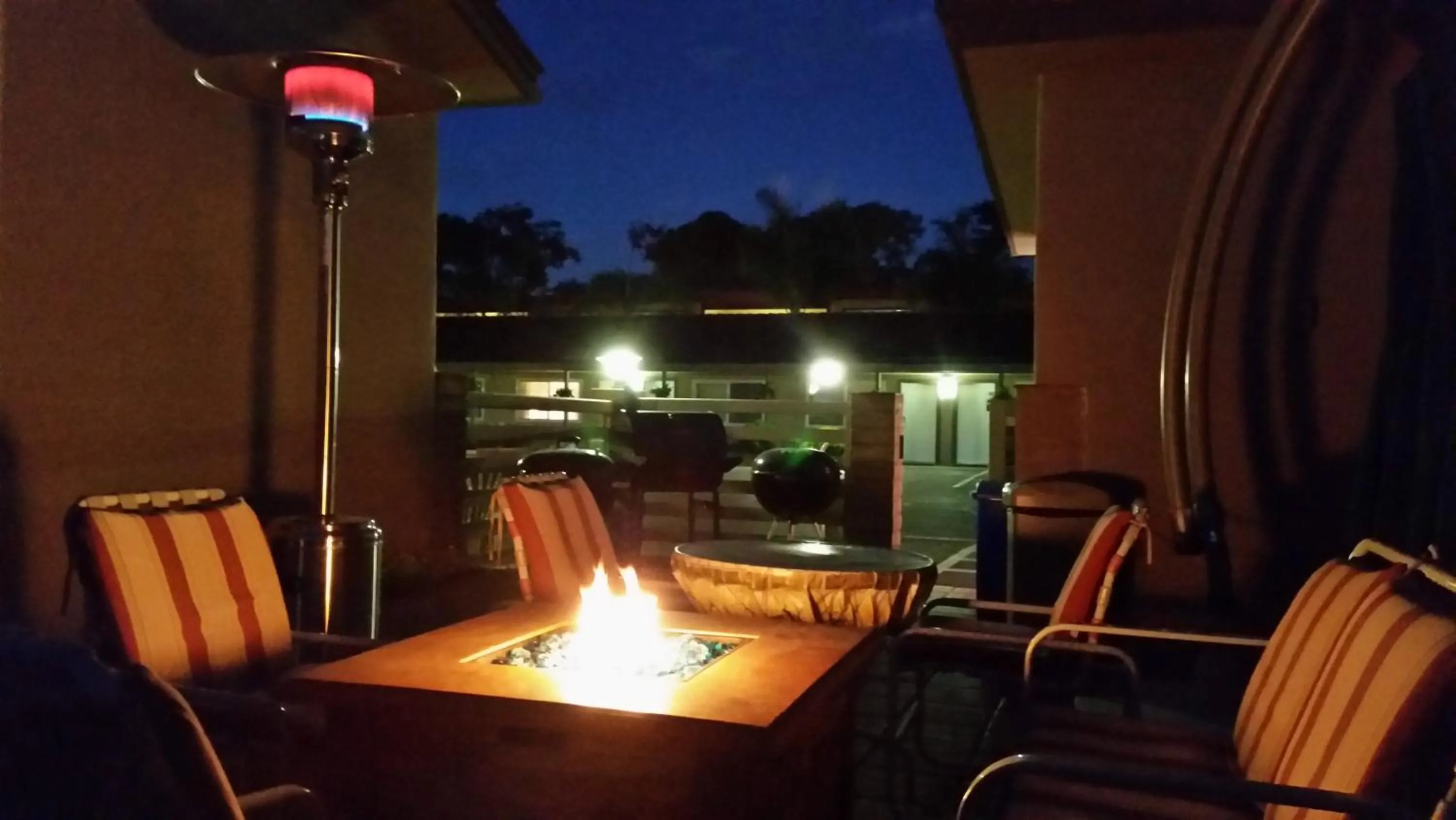 Patio in Lone Oak Lodge