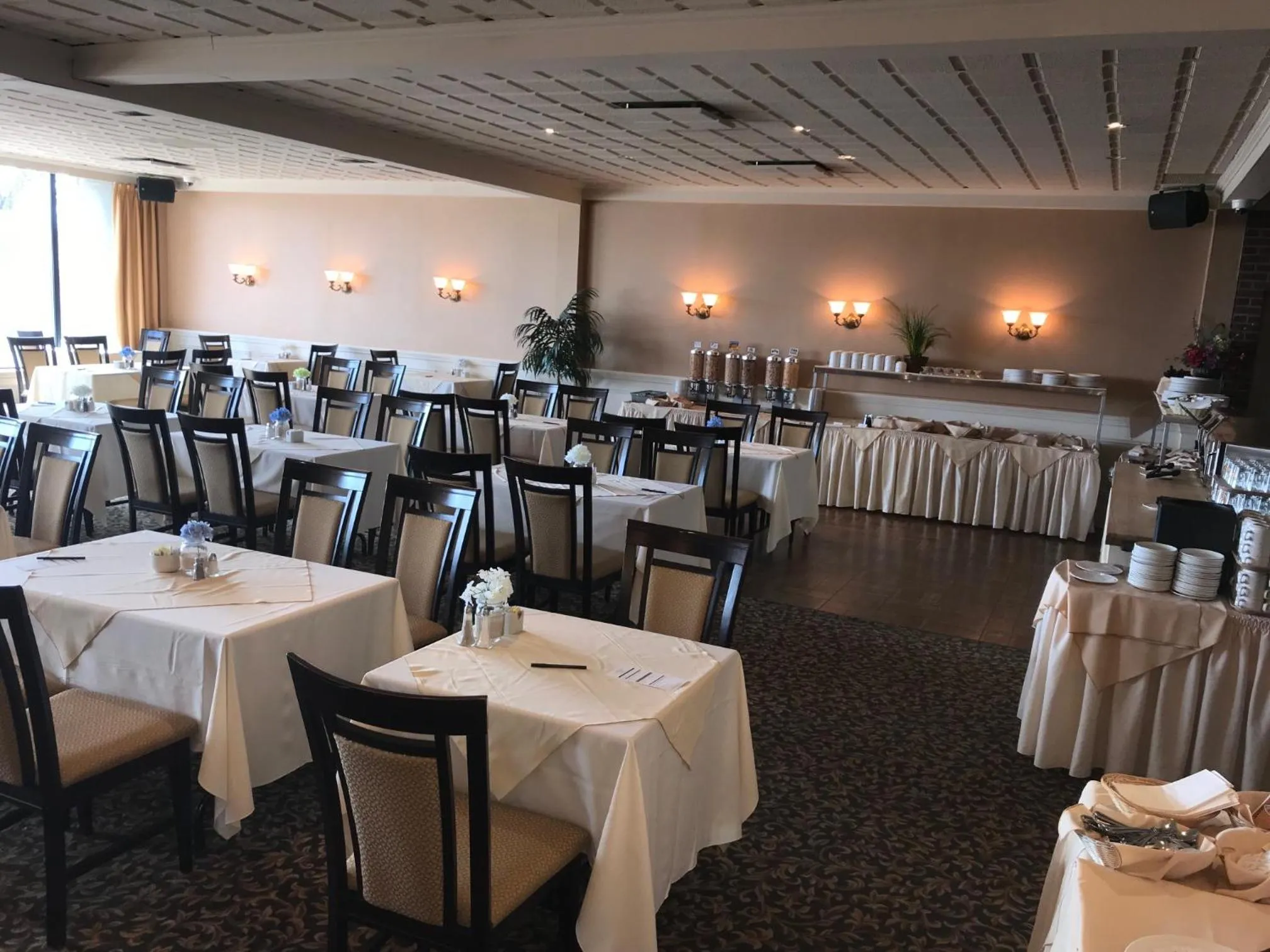 Continental breakfast in Le President Sherbrooke