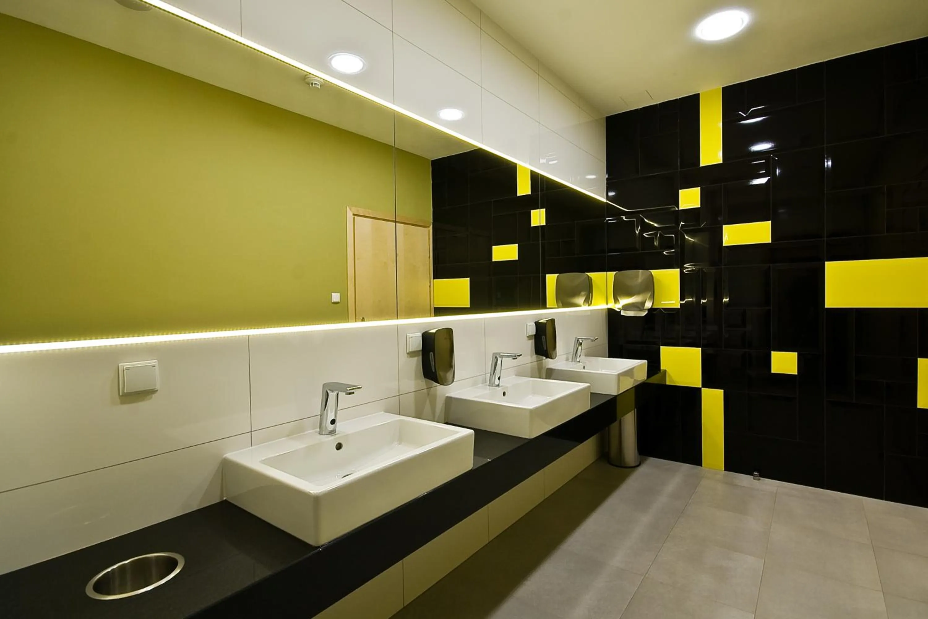 Bathroom in Hotel Poznański A2