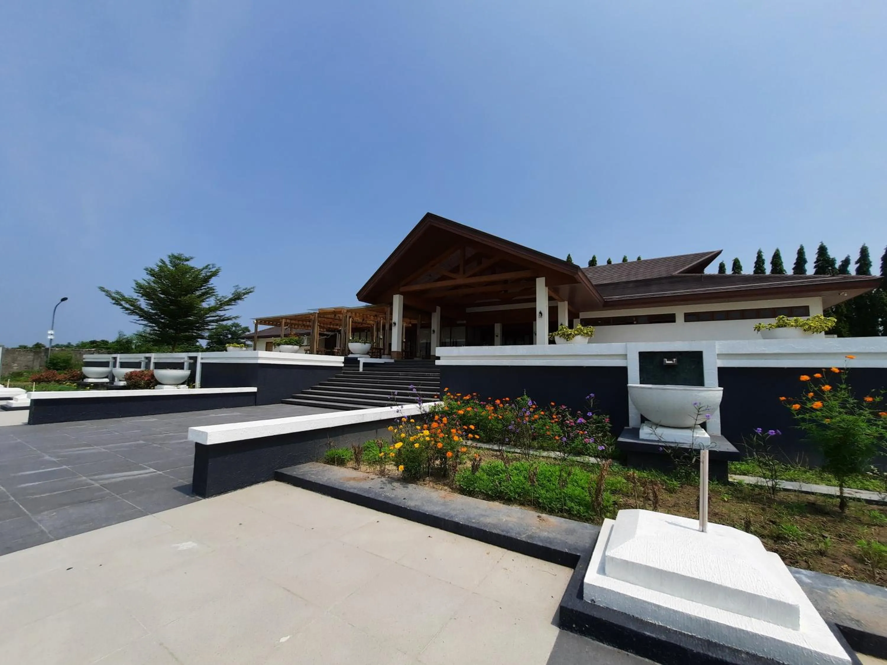 Property building in The Farmhouse By EDL