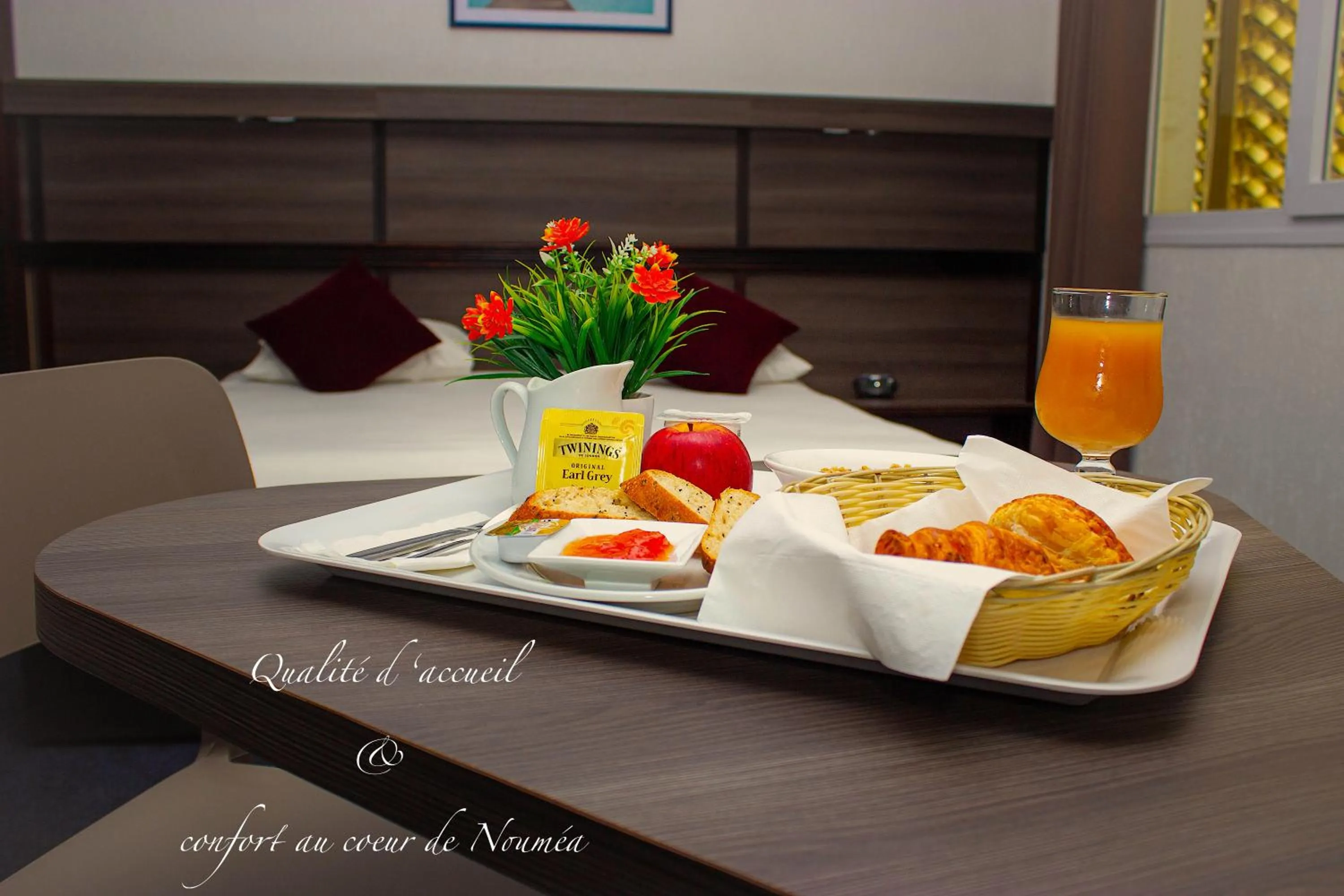 Continental breakfast in Hotel Le Paris